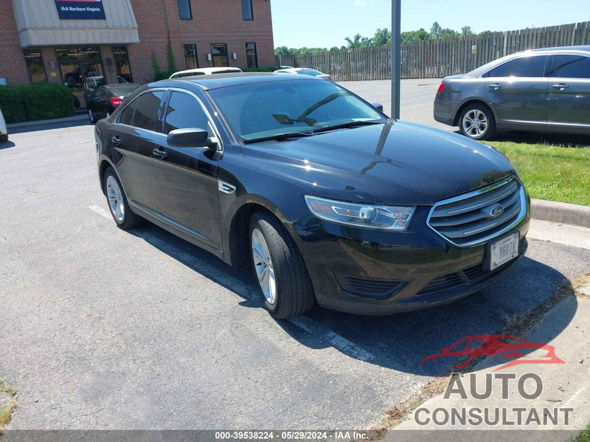 FORD TAURUS 2018 - 1FAHP2D81JG141295