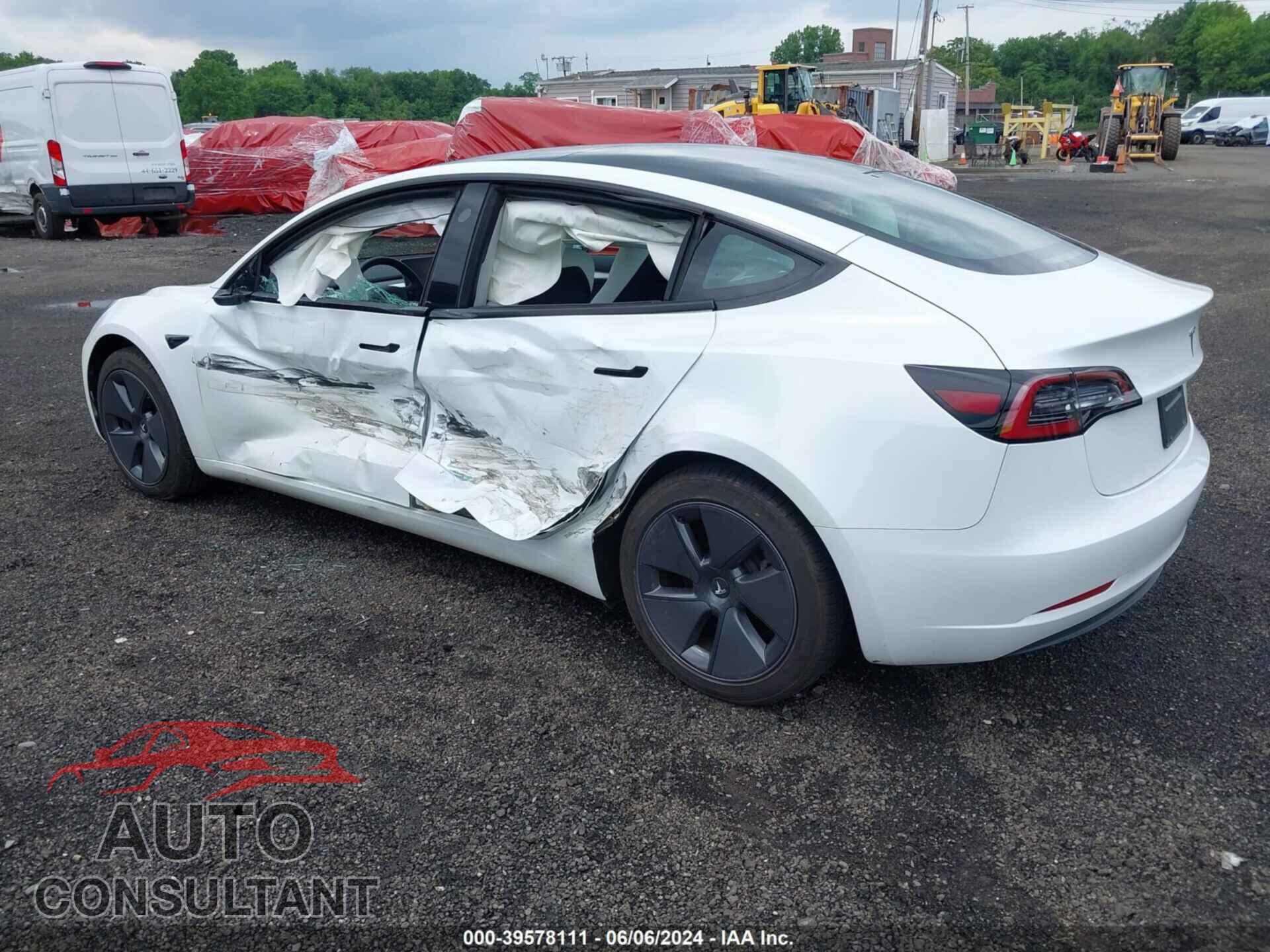 TESLA MODEL 3 2023 - 5YJ3E1EA8PF425385