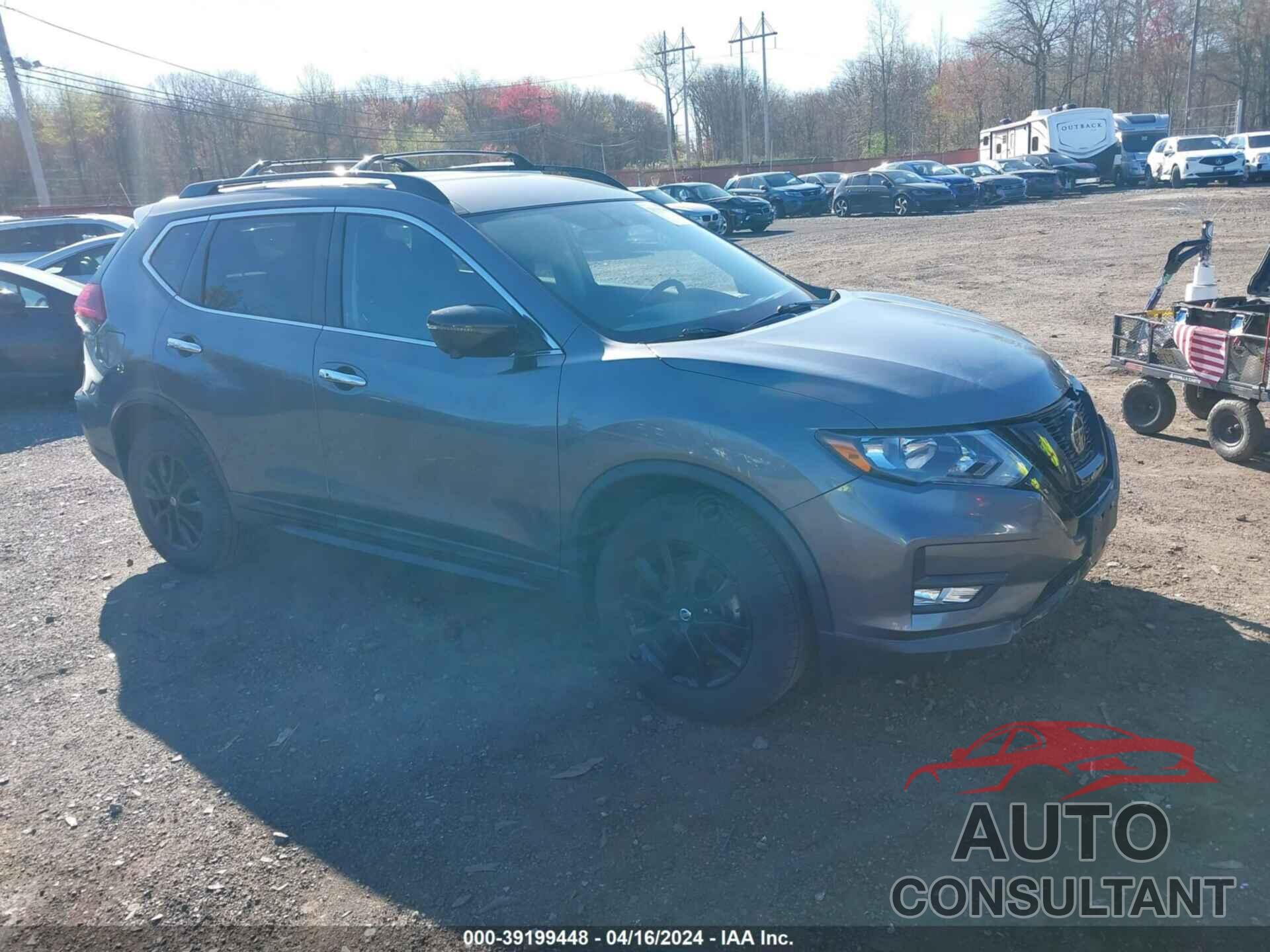 NISSAN ROGUE 2018 - 5N1AT2MV8JC809559