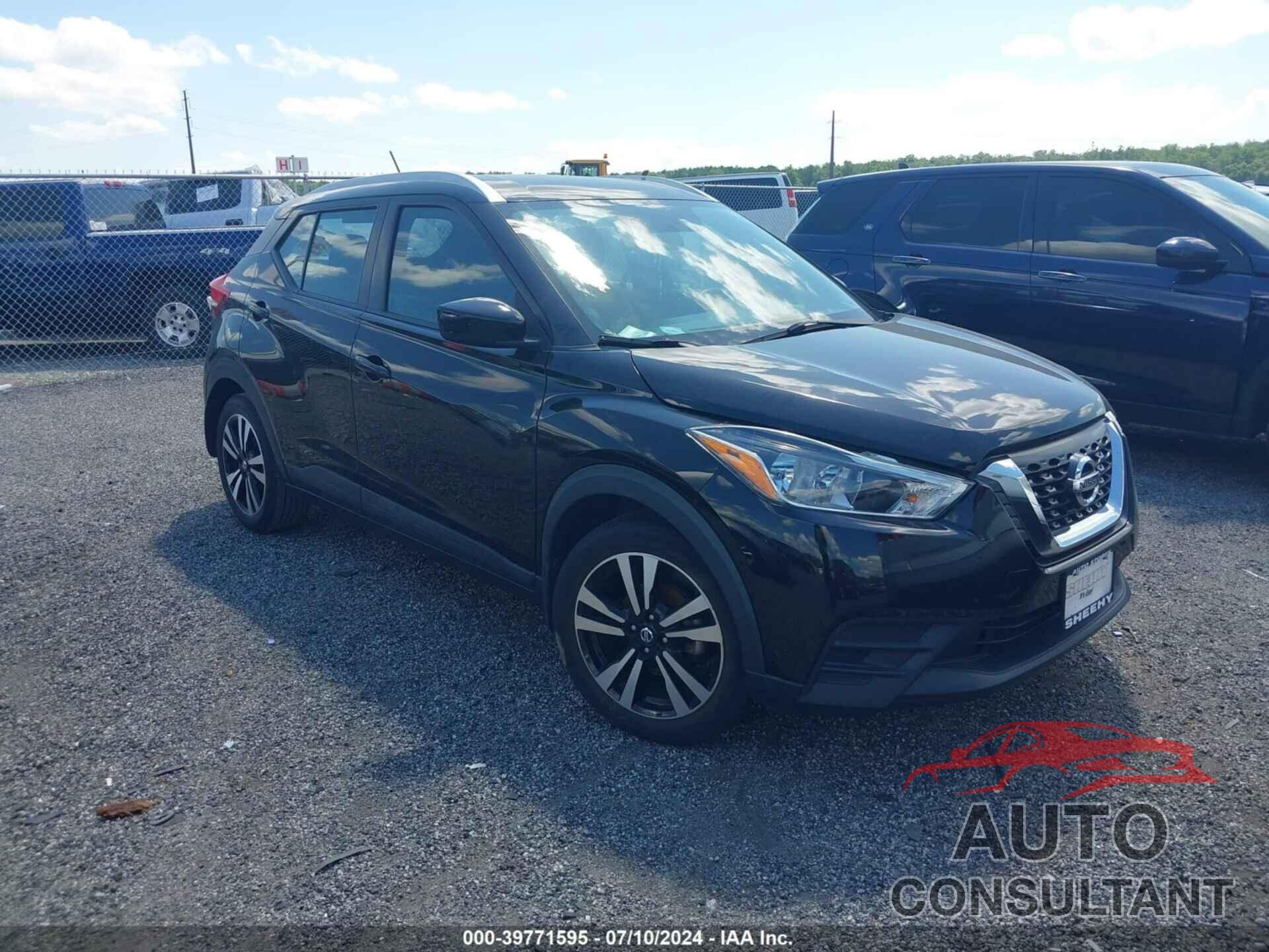 NISSAN KICKS 2018 - 3N1CP5CU2JL541689