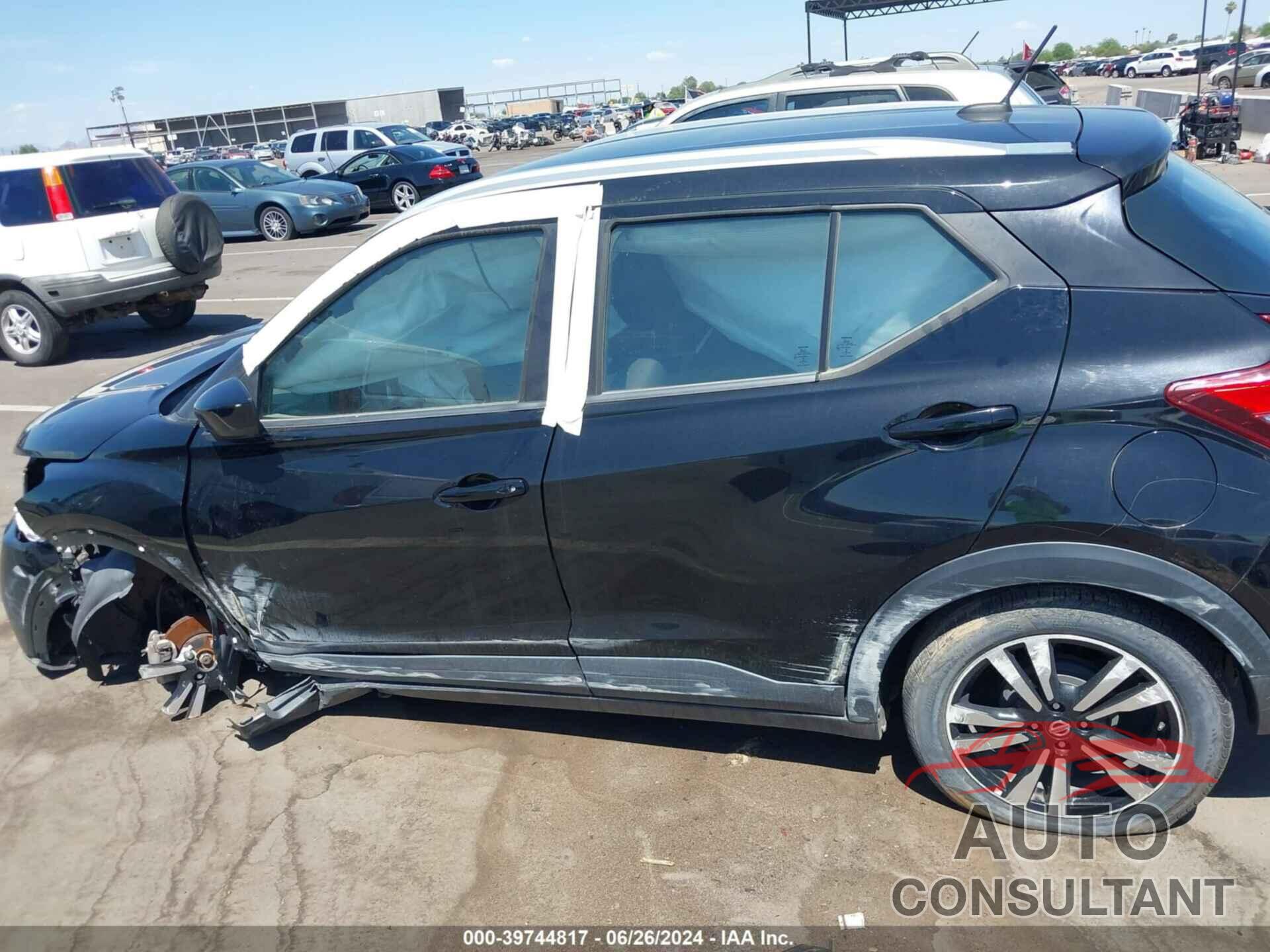 NISSAN KICKS 2020 - 3N1CP5CV5LL512926