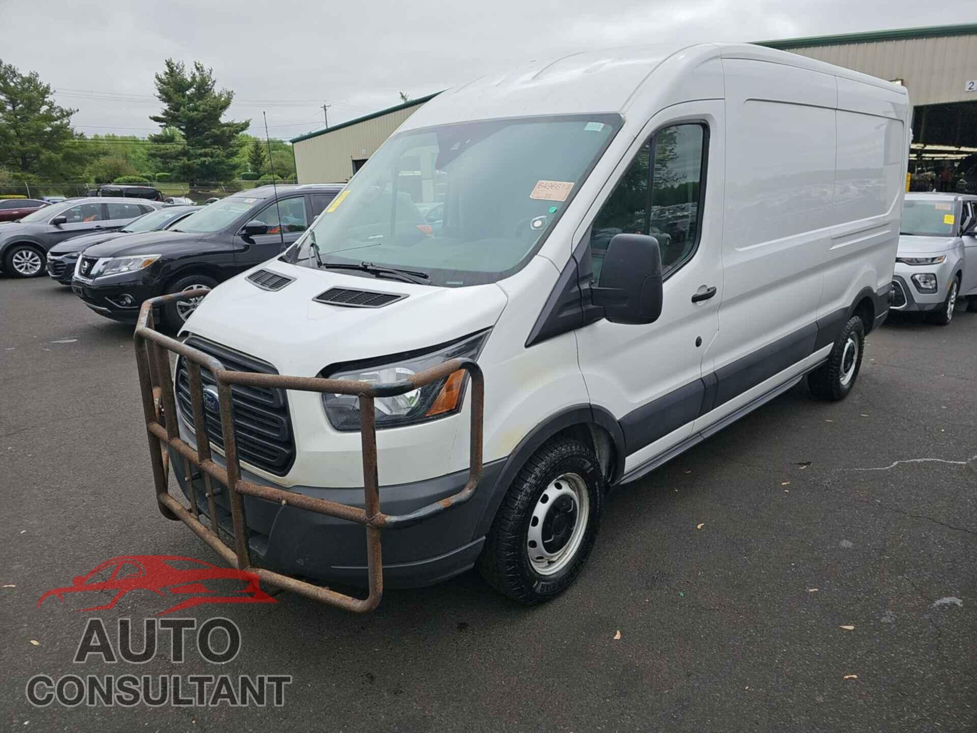 FORD TRANSIT 2019 - 1FTYR2CM4KKA80302