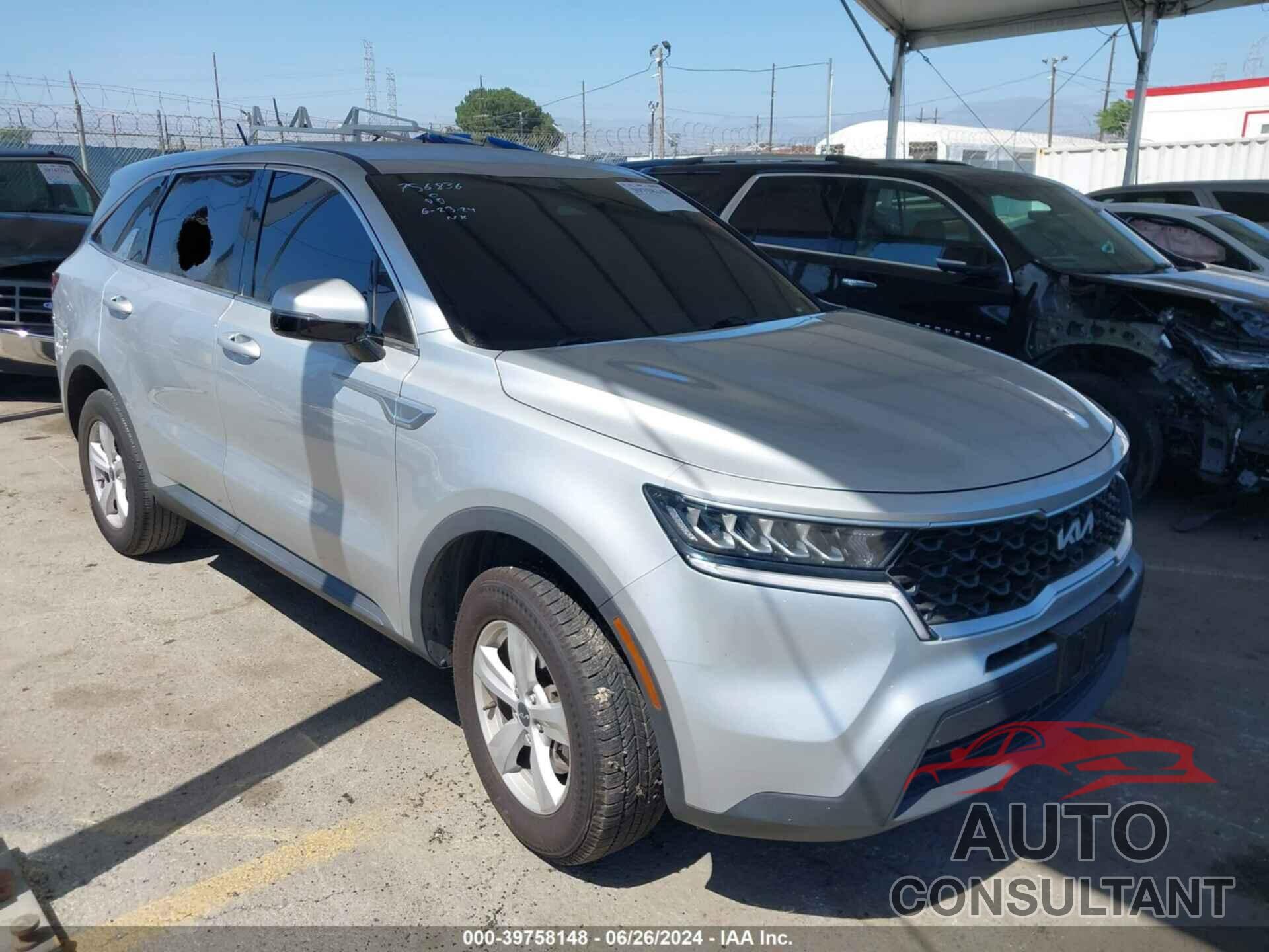 KIA SORENTO 2022 - 5XYRGDLC5NG084043