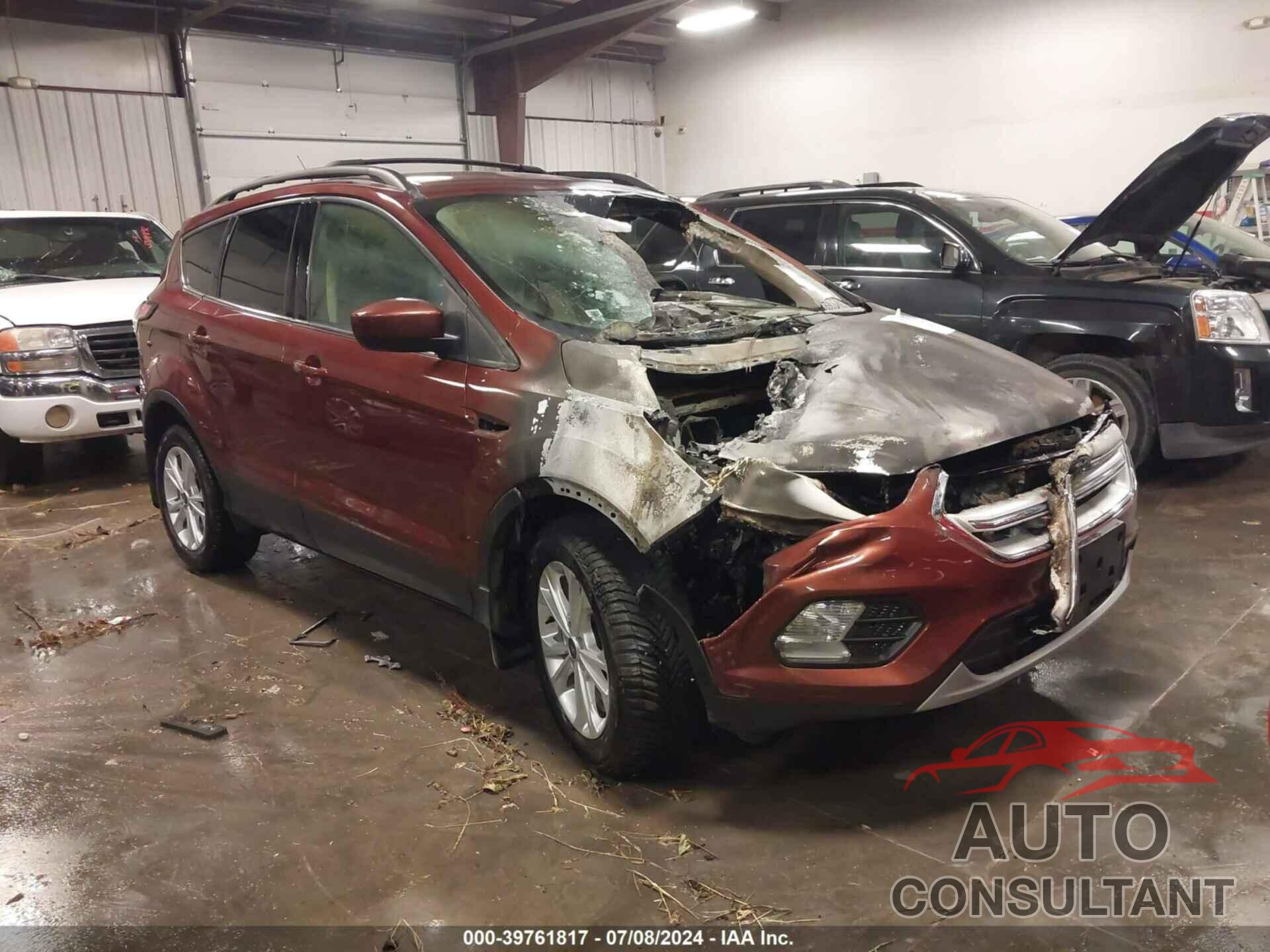 FORD ESCAPE 2018 - 1FMCU9GD1JUC88325