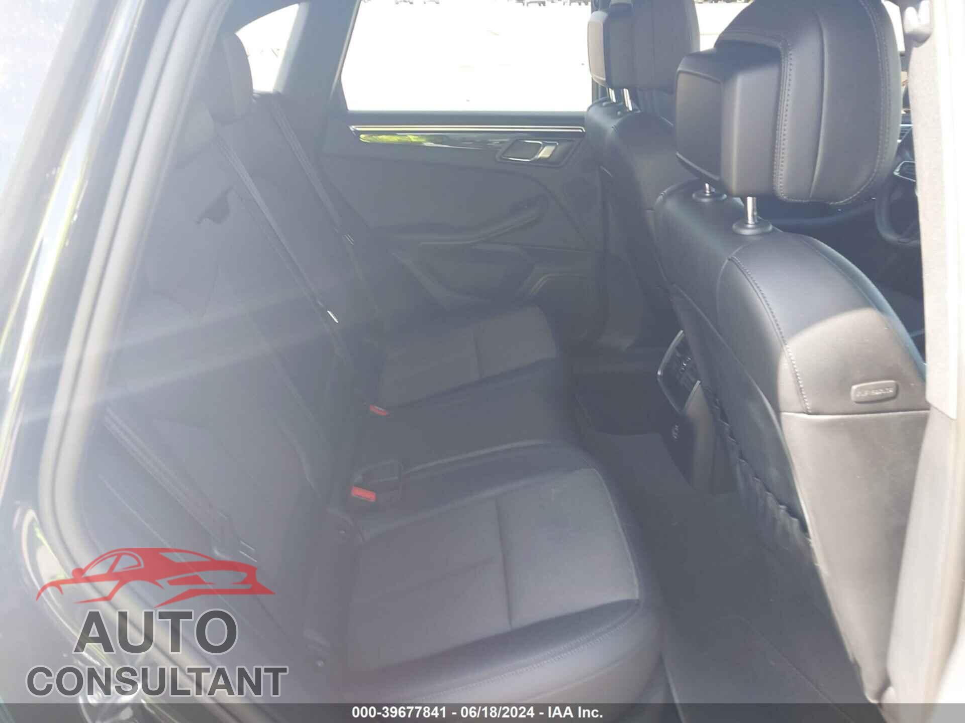 PORSCHE MACAN 2022 - WP1AA2A5XNLB06287