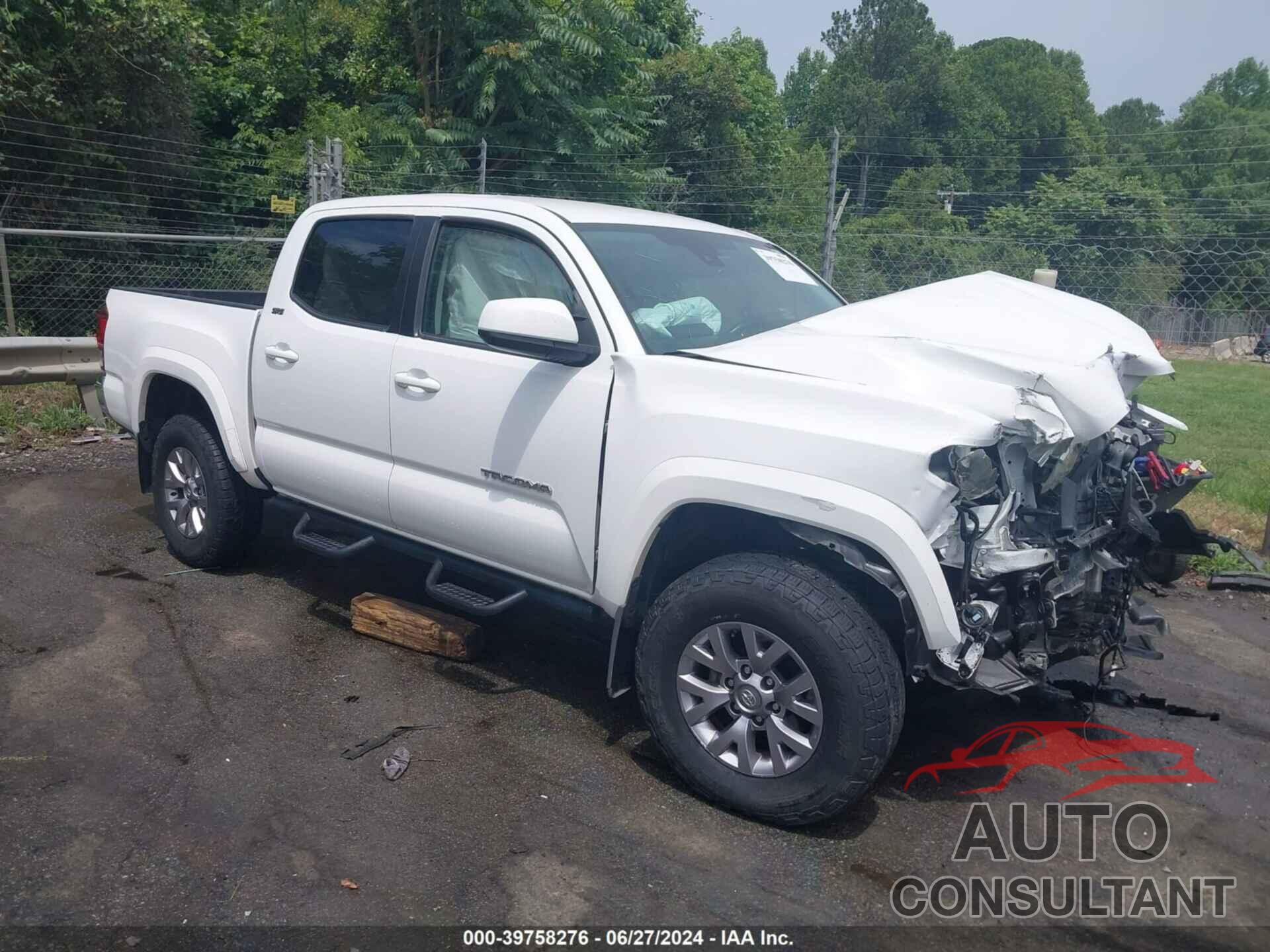 TOYOTA TACOMA 2018 - 5TFCZ5AN2JX147942