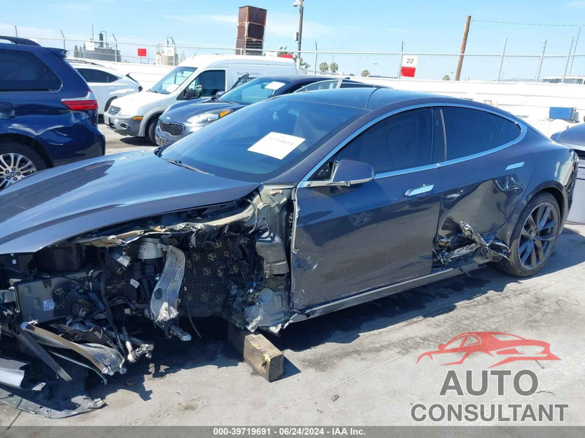 TESLA MODEL S 2021 - 5YJSA1E20MF425327