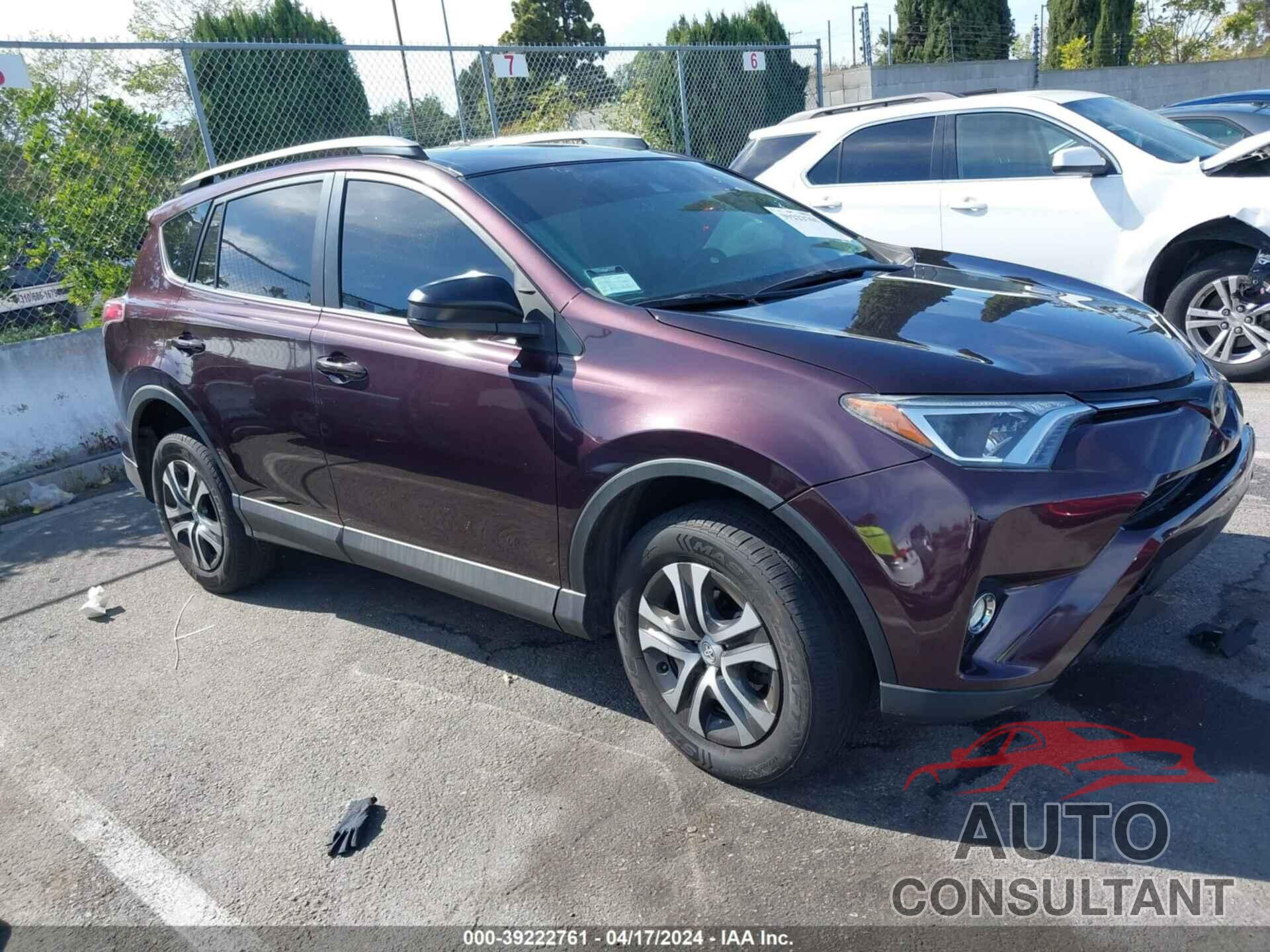 TOYOTA RAV4 2018 - 2T3ZFREV3JW463293