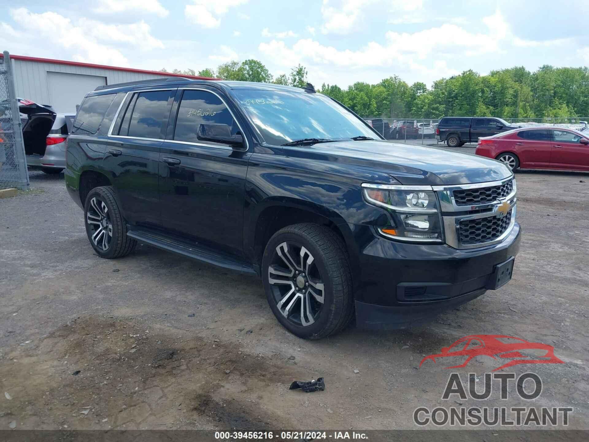 CHEVROLET TAHOE 2019 - 1GNSKAKC2KR235585