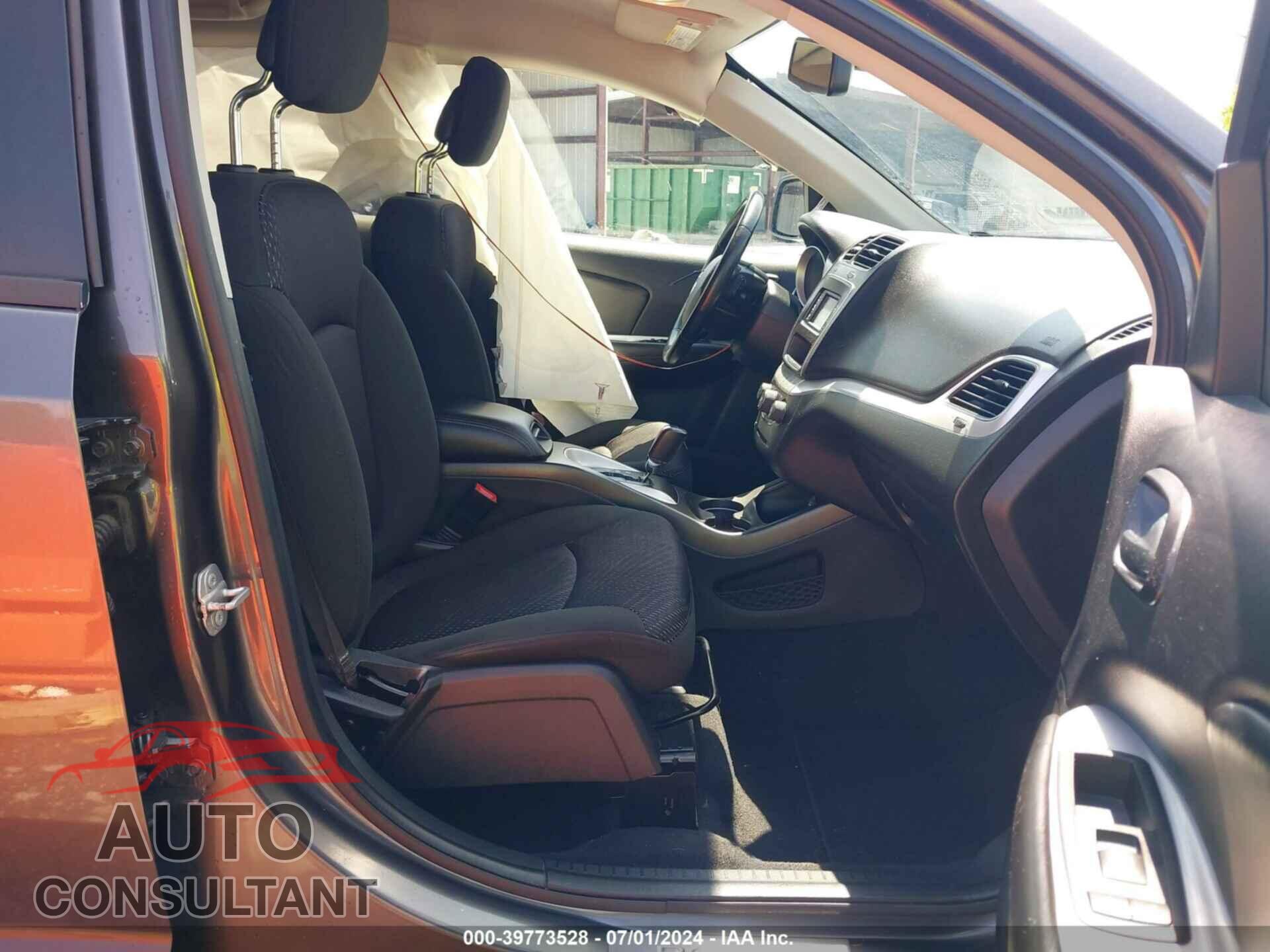 DODGE JOURNEY 2019 - 3C4PDCBB7KT804319