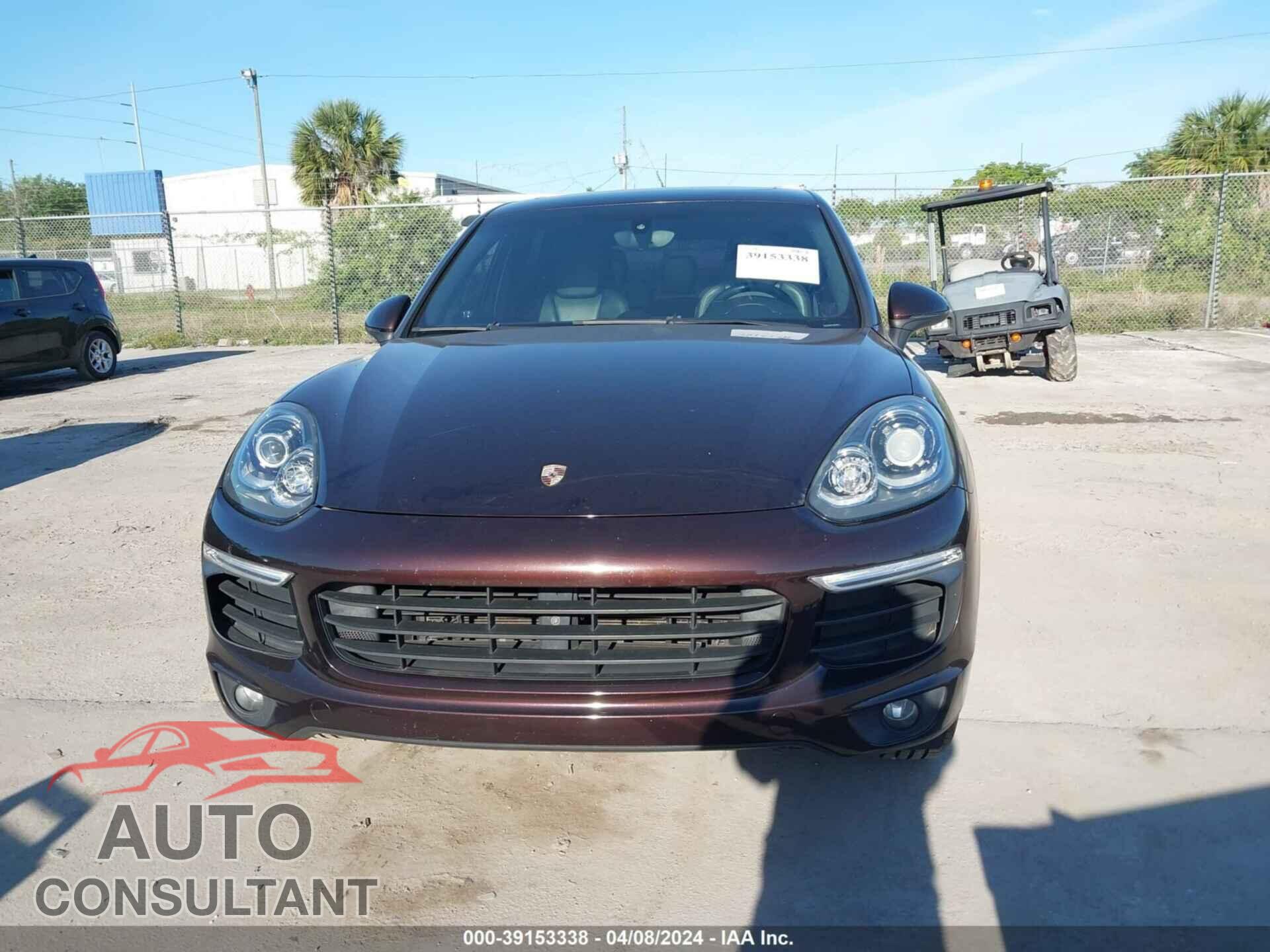 PORSCHE CAYENNE 2016 - WP1AA2A27GLA08651