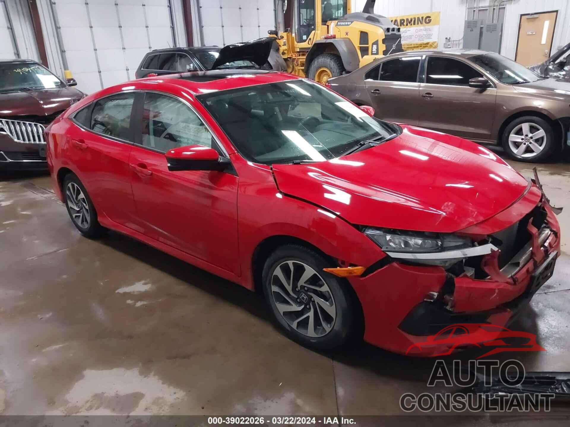 HONDA CIVIC 2018 - 2HGFC2F74JH592129