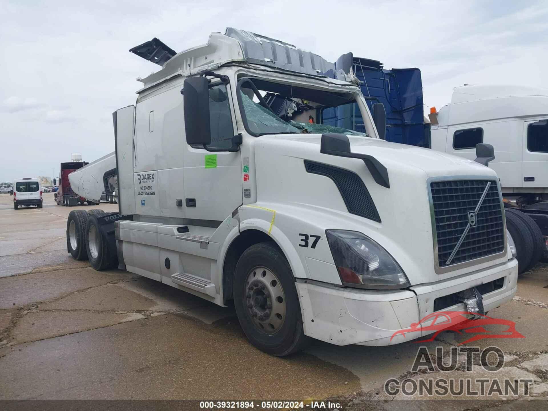 VOLVO VNL 2017 - 4V4NC9EH0HN991042