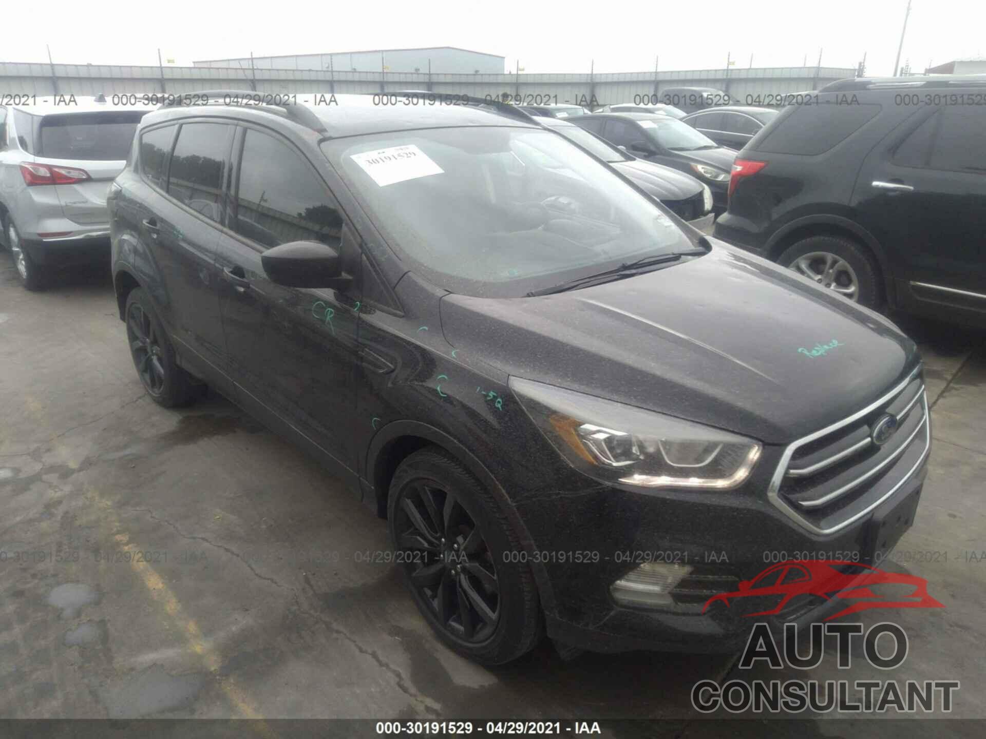 FORD ESCAPE 2017 - 1FMCU0GD3HUE07630