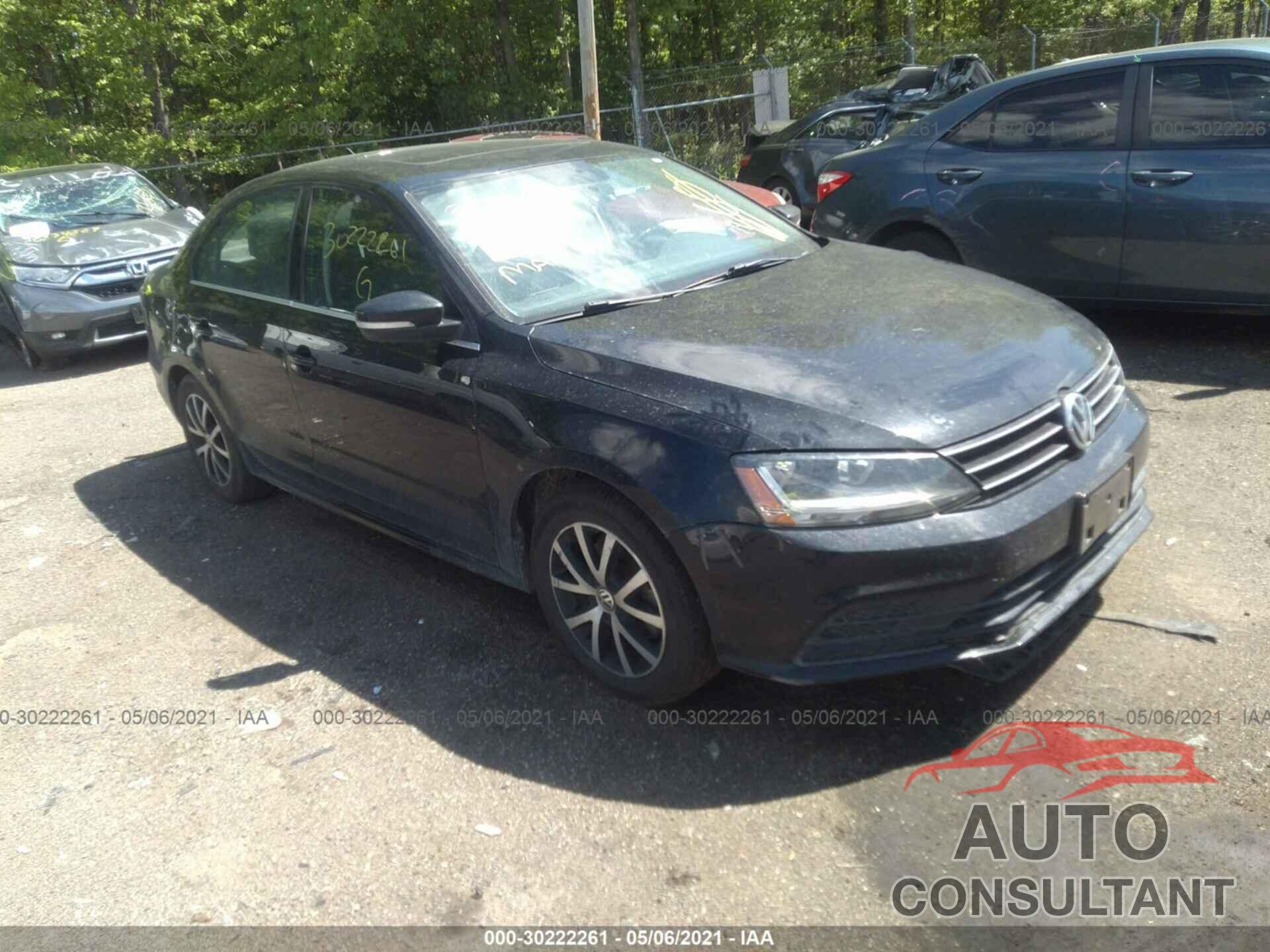 VOLKSWAGEN JETTA 2017 - 3VWB67AJ4HM208802