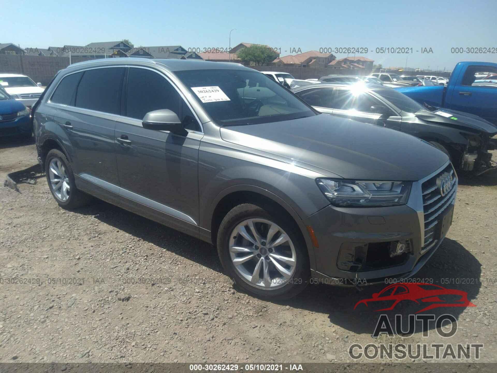 AUDI Q7 2018 - WA1LAAF75JD021595