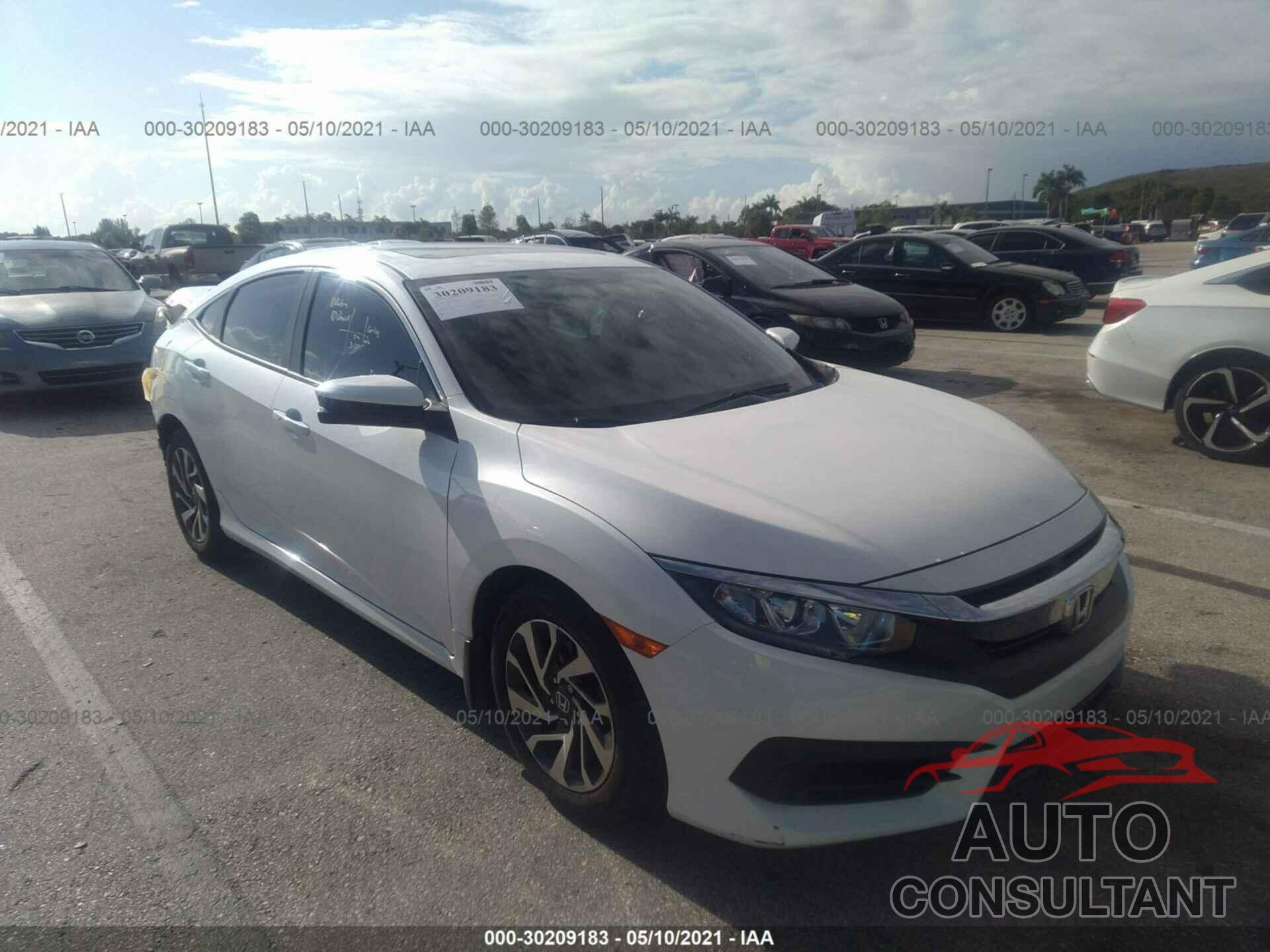 HONDA CIVIC SEDAN 2017 - 19XFC2F78HE049967