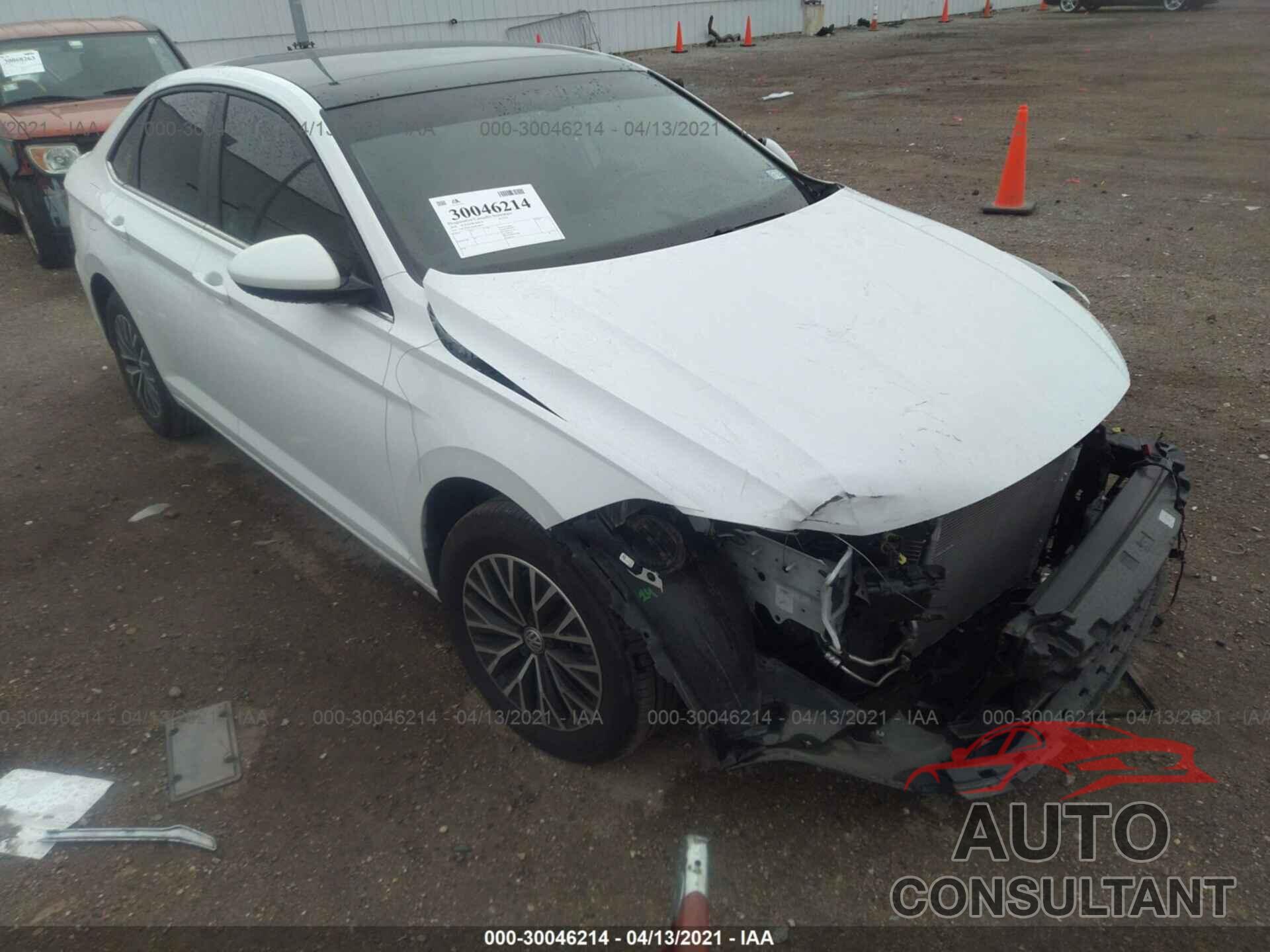VOLKSWAGEN JETTA 2019 - 3VWCB7BUXKM238824