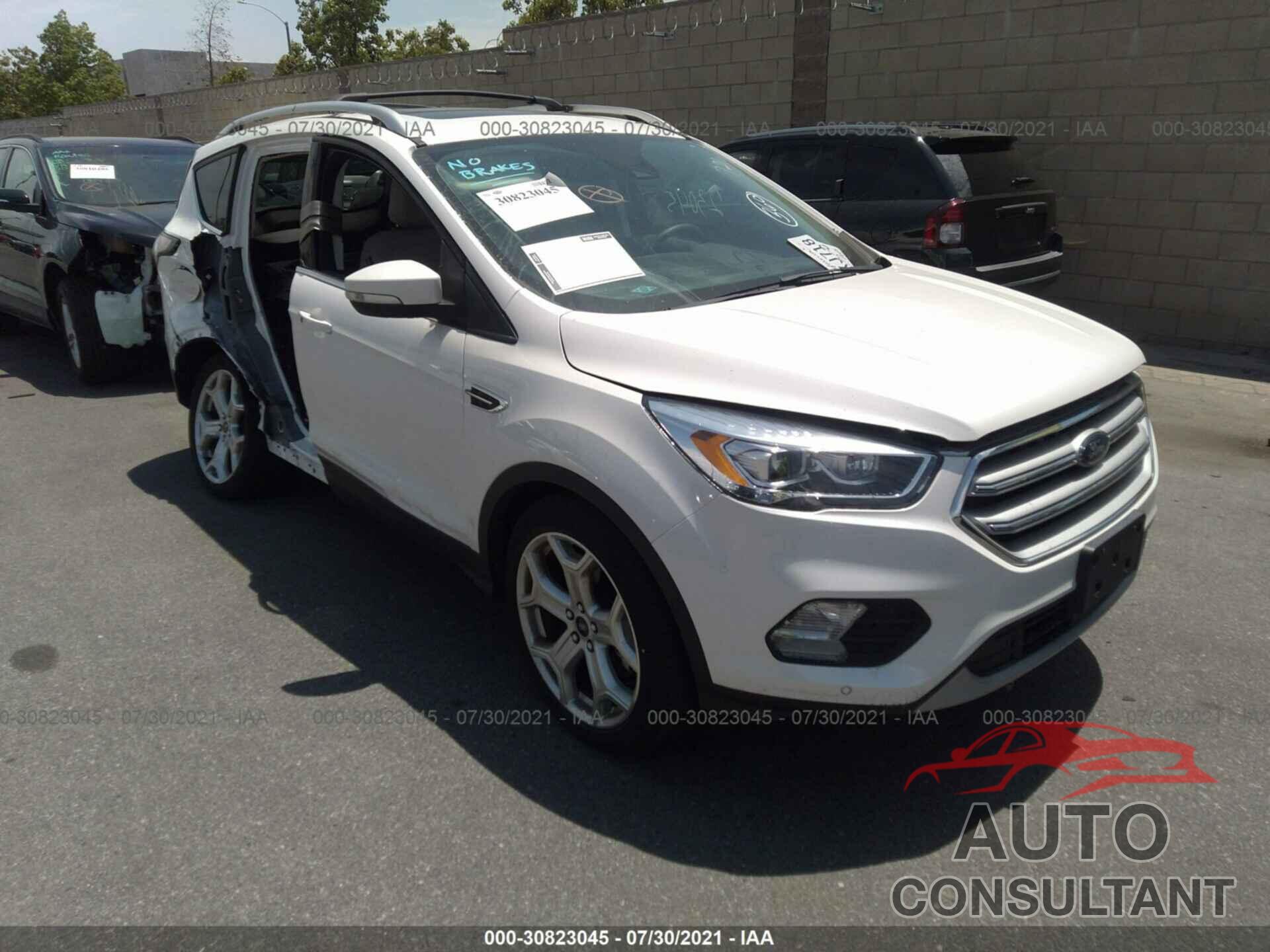 FORD ESCAPE 2018 - 1FMCU0J99JUC70798