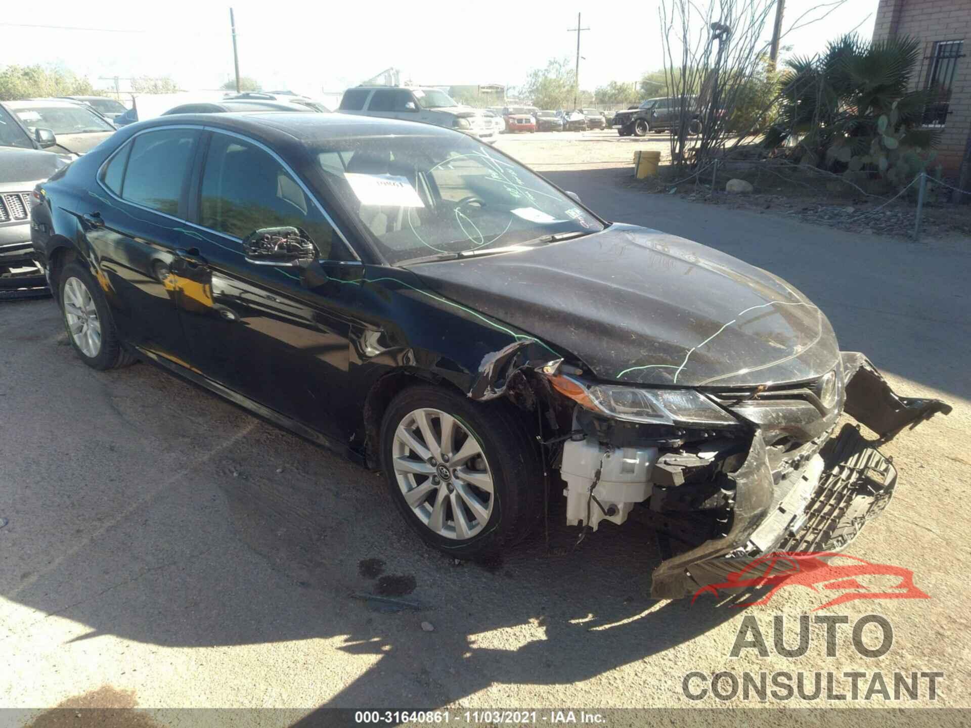 TOYOTA CAMRY 2018 - JTNB11HK2J3001406