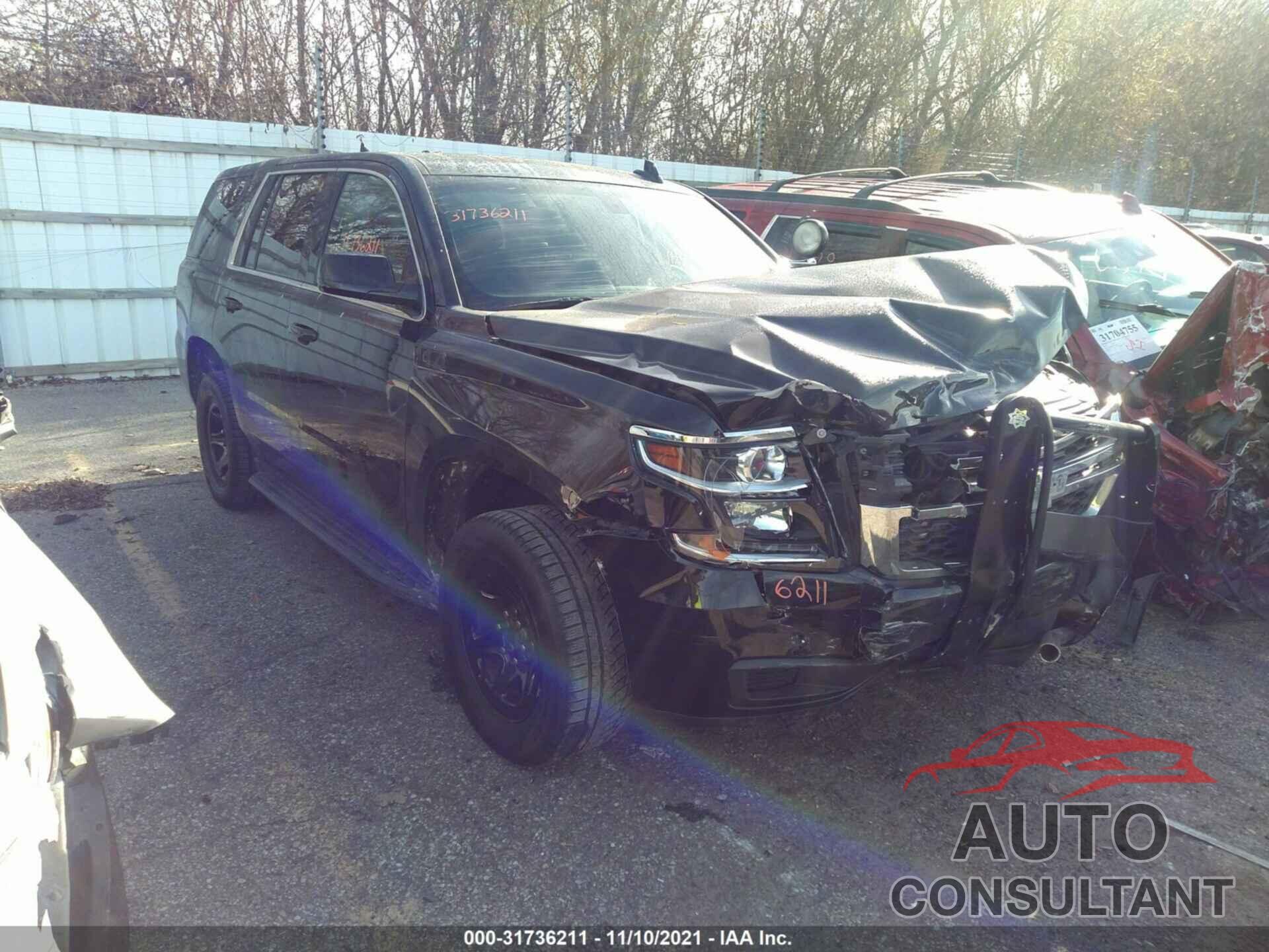 CHEVROLET TAHOE 2017 - 1GNSKDEC7HR246183