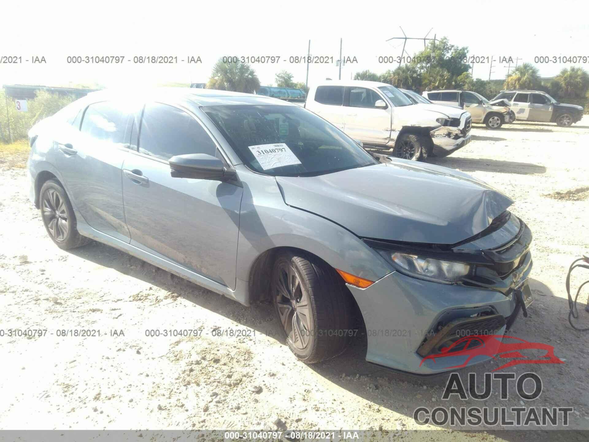 HONDA CIVIC HATCHBACK 2017 - SHHFK7H58HU408139