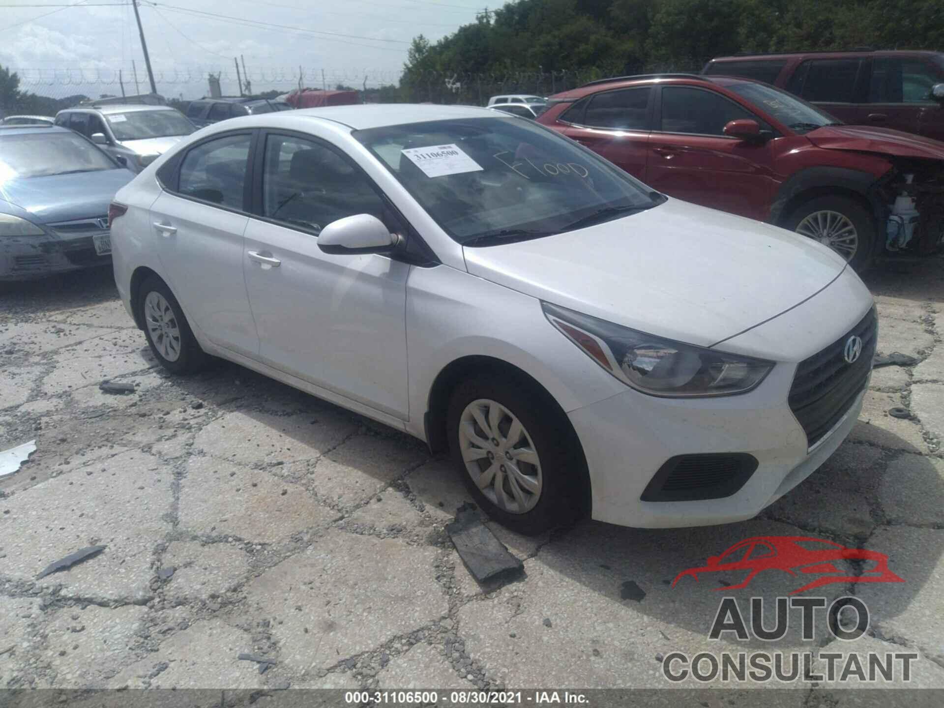 HYUNDAI ACCENT 2018 - 3KPC24A33JE018928