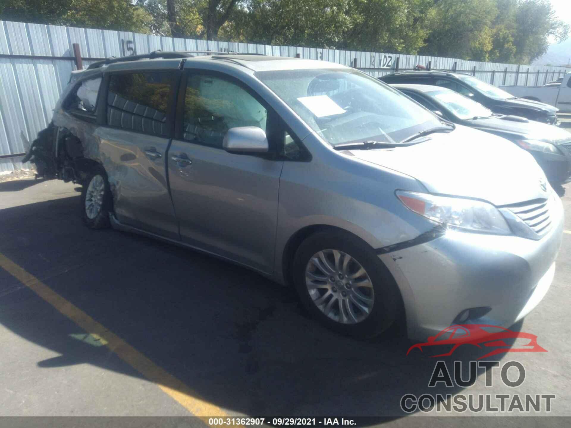 TOYOTA SIENNA 2017 - 5TDYZ3DC9HS825302