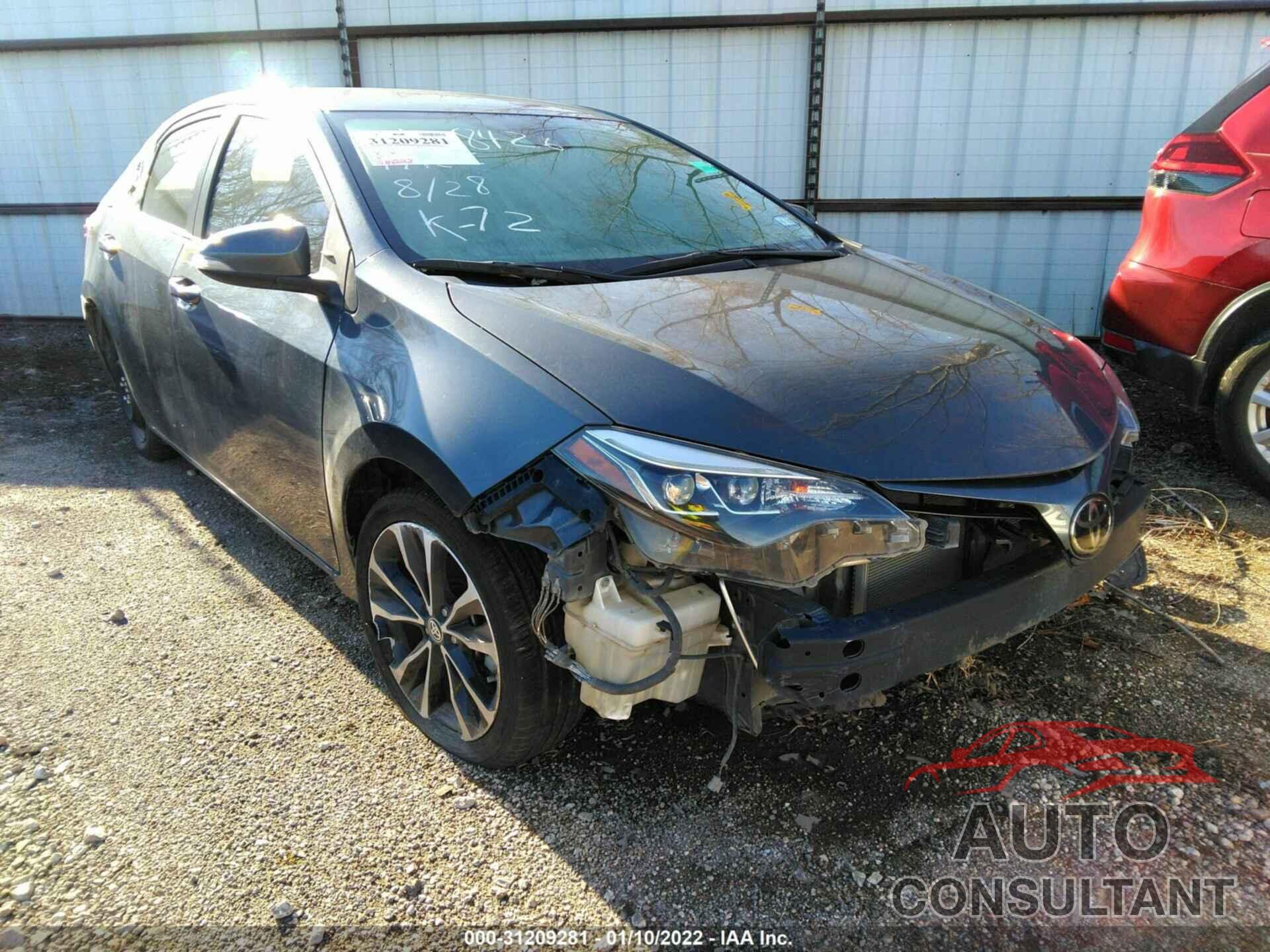 TOYOTA COROLLA 2018 - 5YFBURHE0JP854477