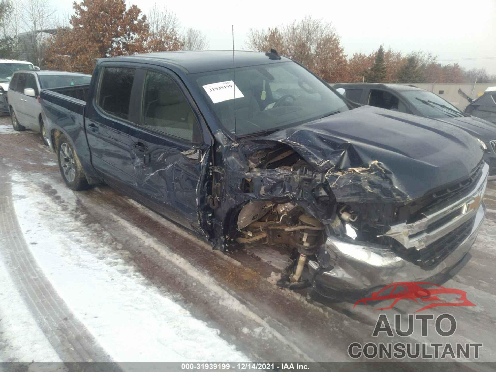 CHEVROLET SILVERADO 1500 2021 - 1GCUYDED2MZ125242