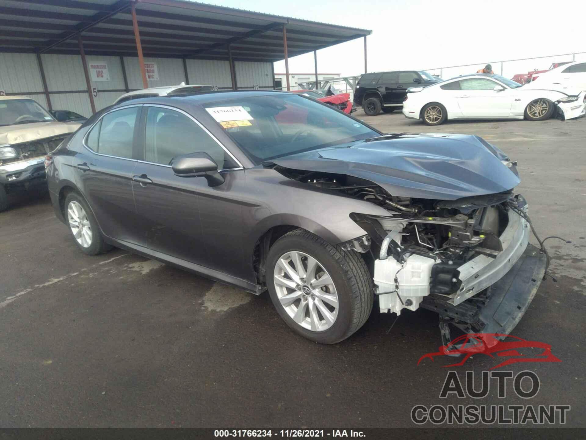 TOYOTA CAMRY 2020 - 4T1C11AK3LU330028