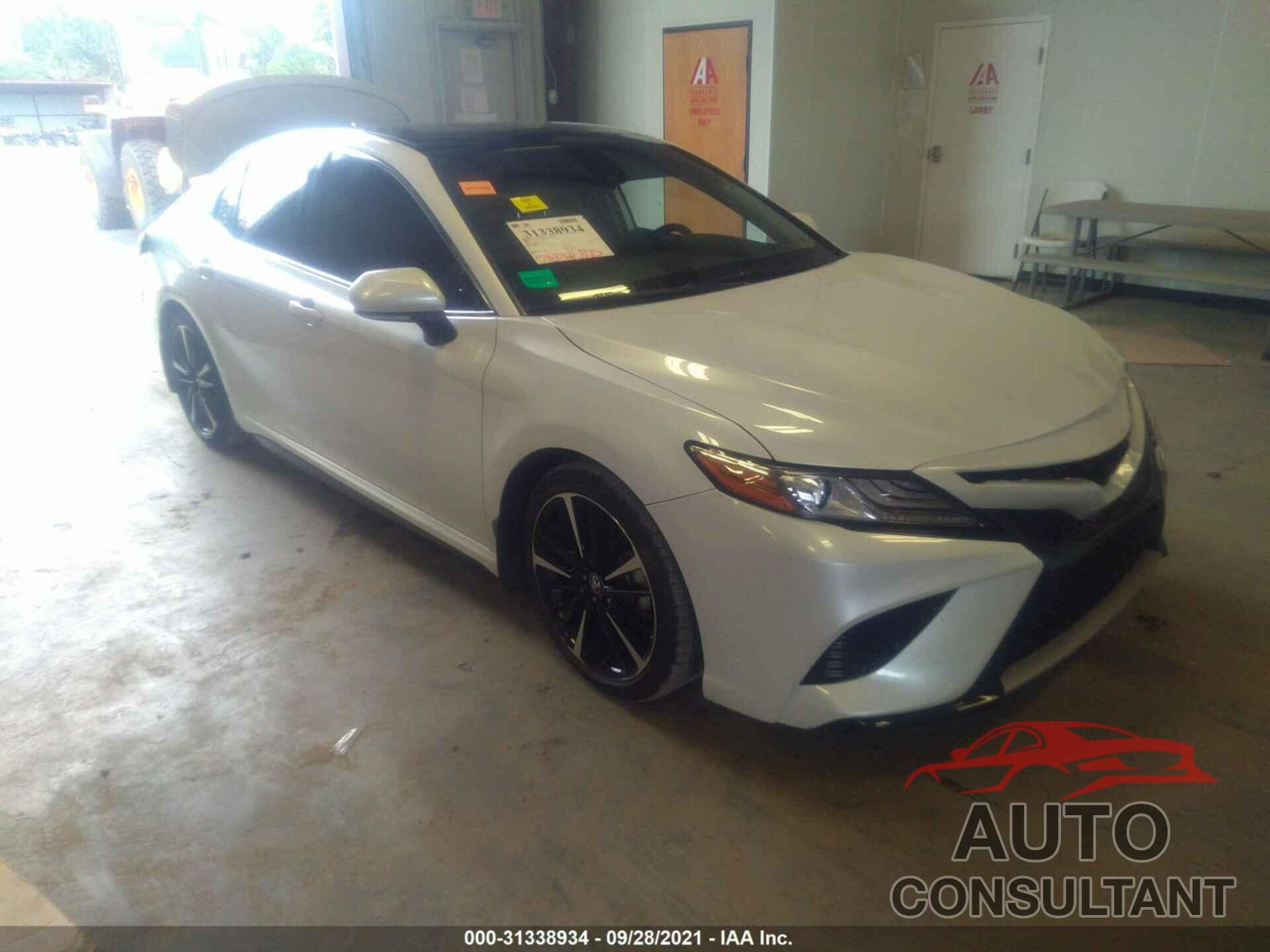 TOYOTA CAMRY 2019 - 4T1B61HK1KU814006