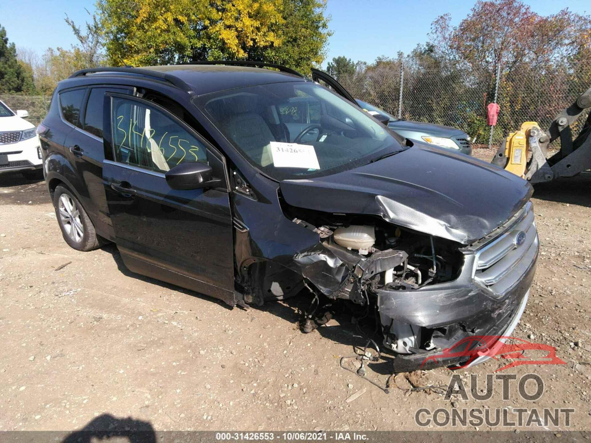 FORD ESCAPE 2017 - 1FMCU9GD7HUB07240