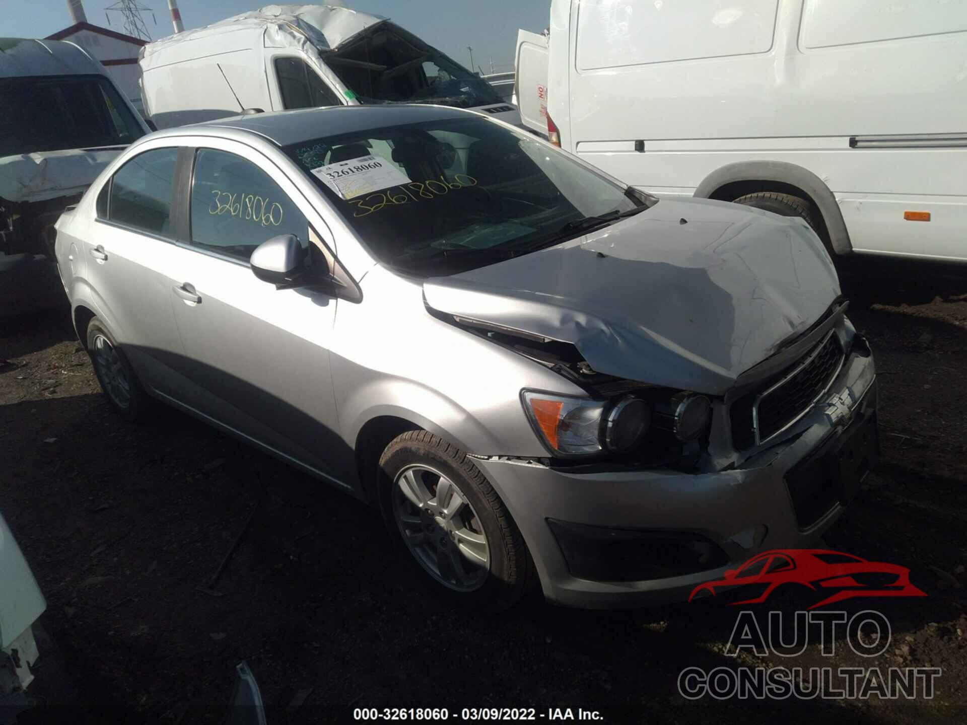 CHEVROLET SONIC 2016 - 1G1JC5SH5G4124336