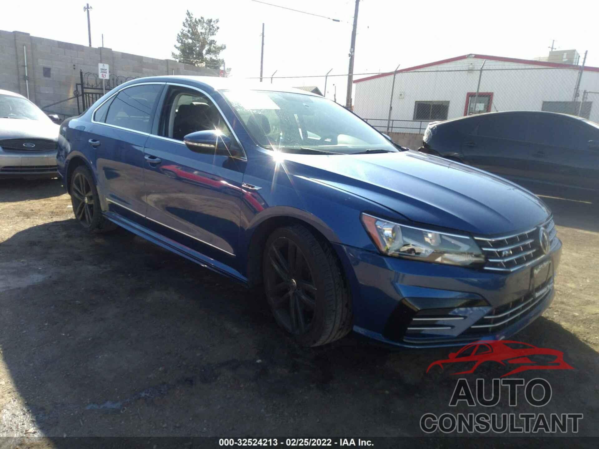 VOLKSWAGEN PASSAT 2017 - 1VWDT7A32HC050609