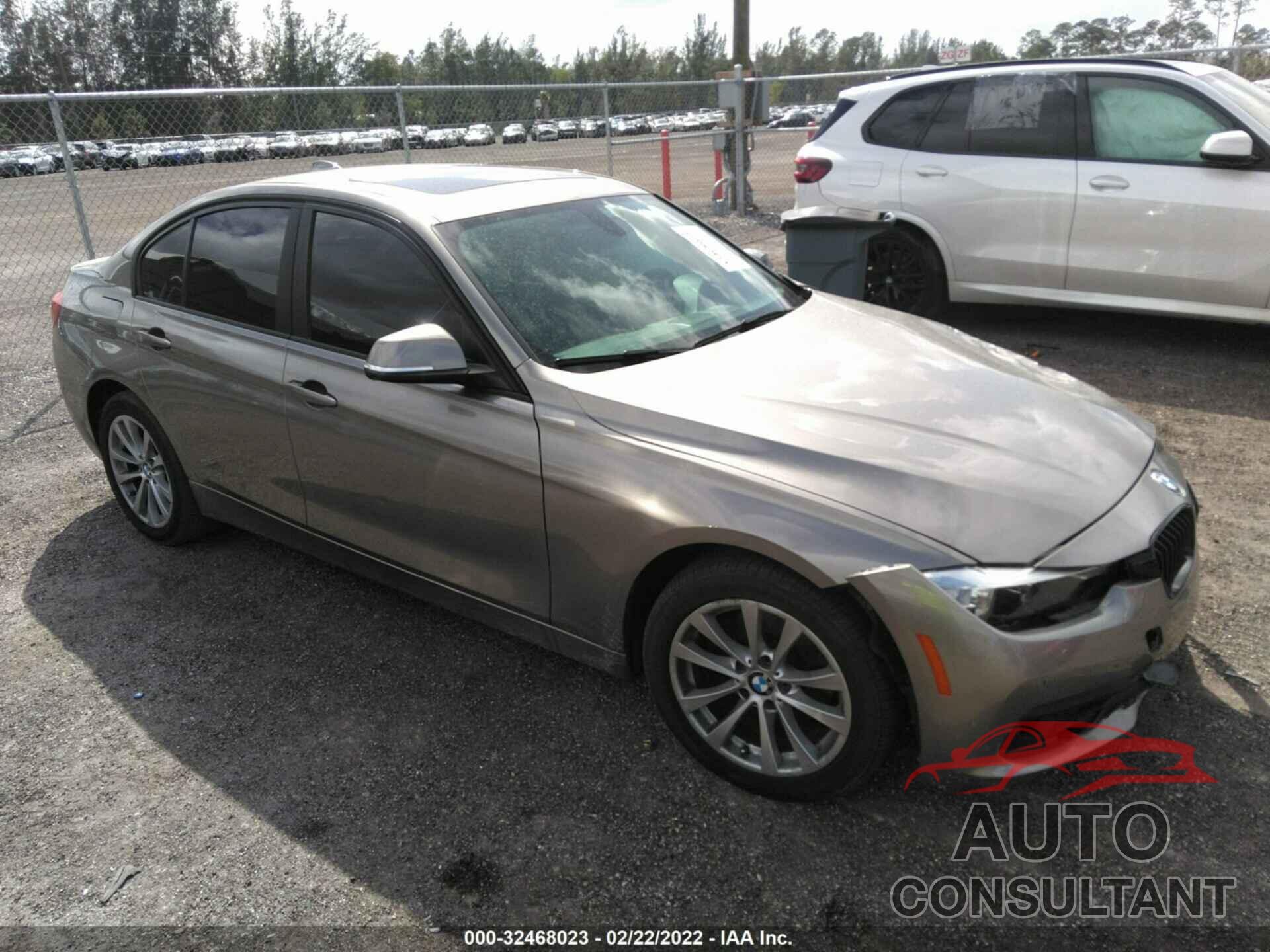 BMW 3 SERIES 2017 - WBA8E1G37HNU18724