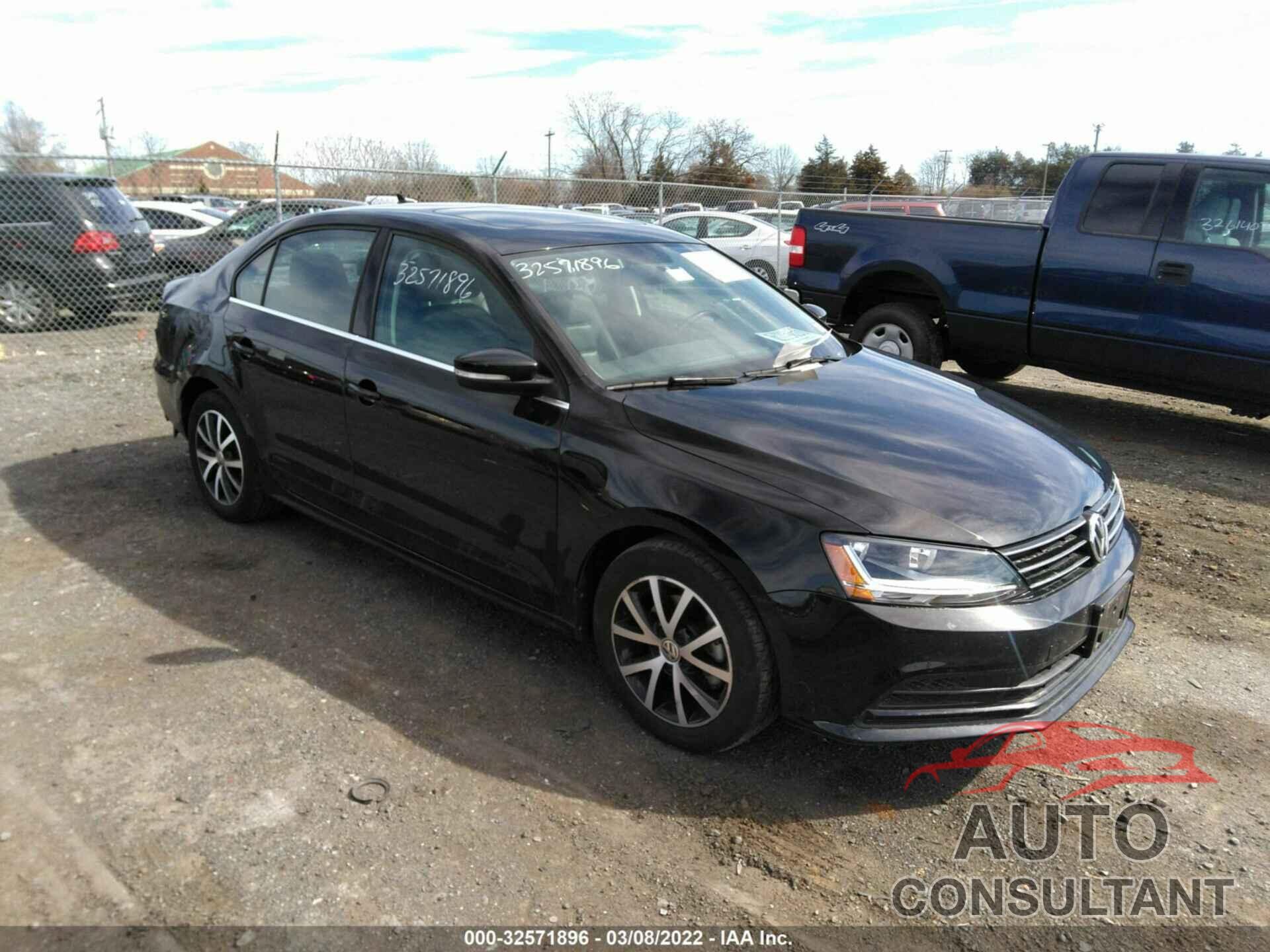 VOLKSWAGEN JETTA 2017 - 3VWDB7AJXHM317186