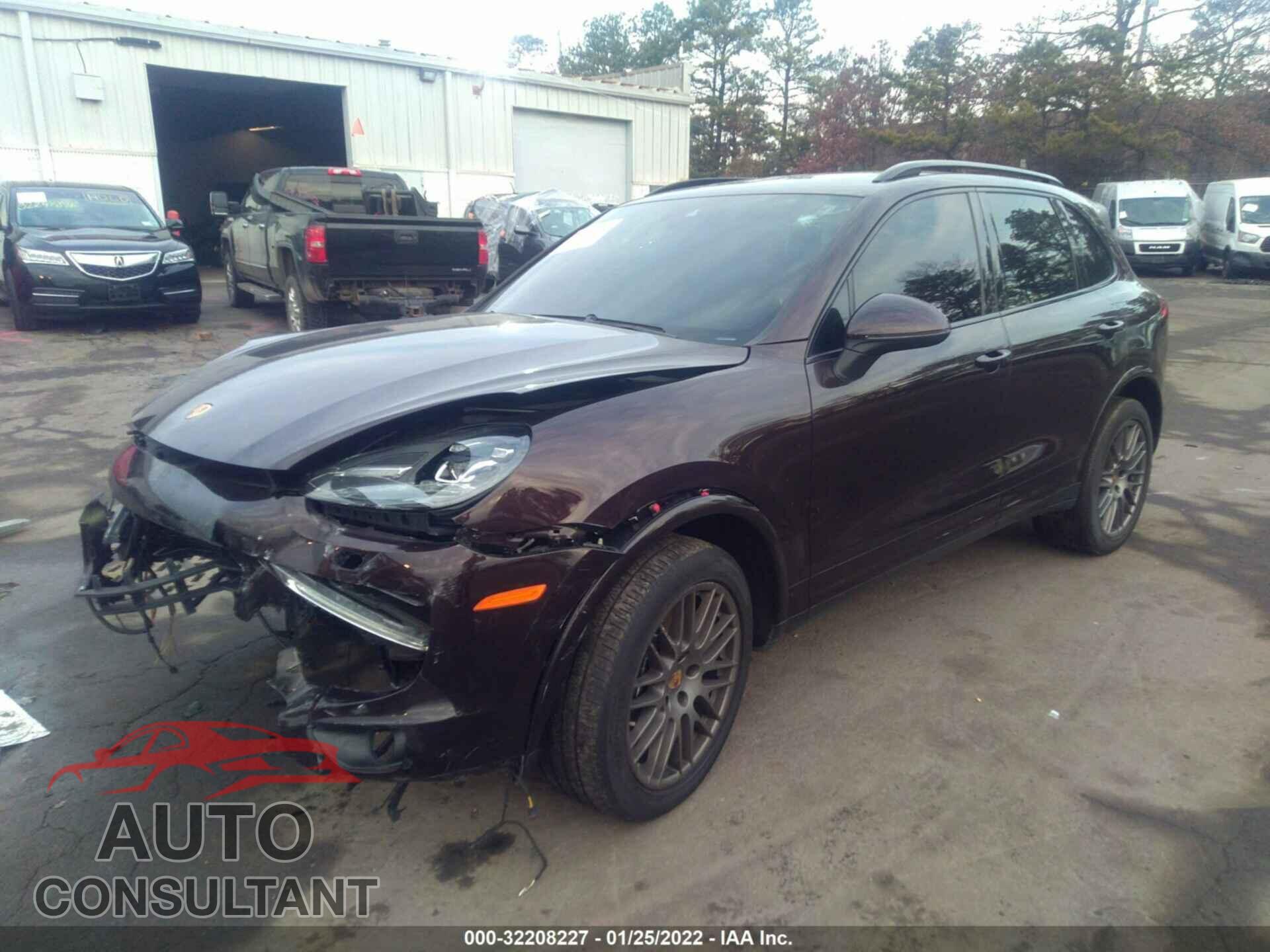 PORSCHE CAYENNE 2017 - WP1AA2A27HKA90873
