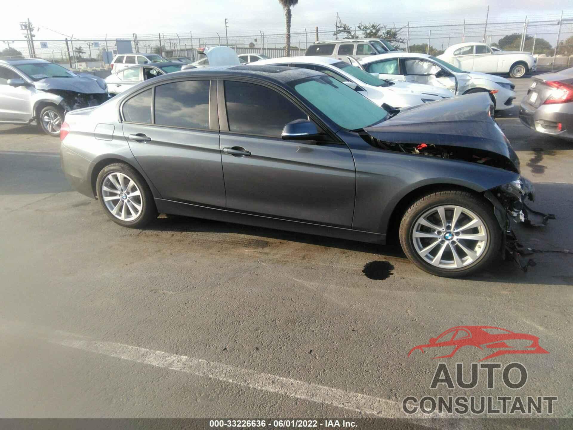 BMW 3 SERIES 2016 - WBA8A9C54GK618185
