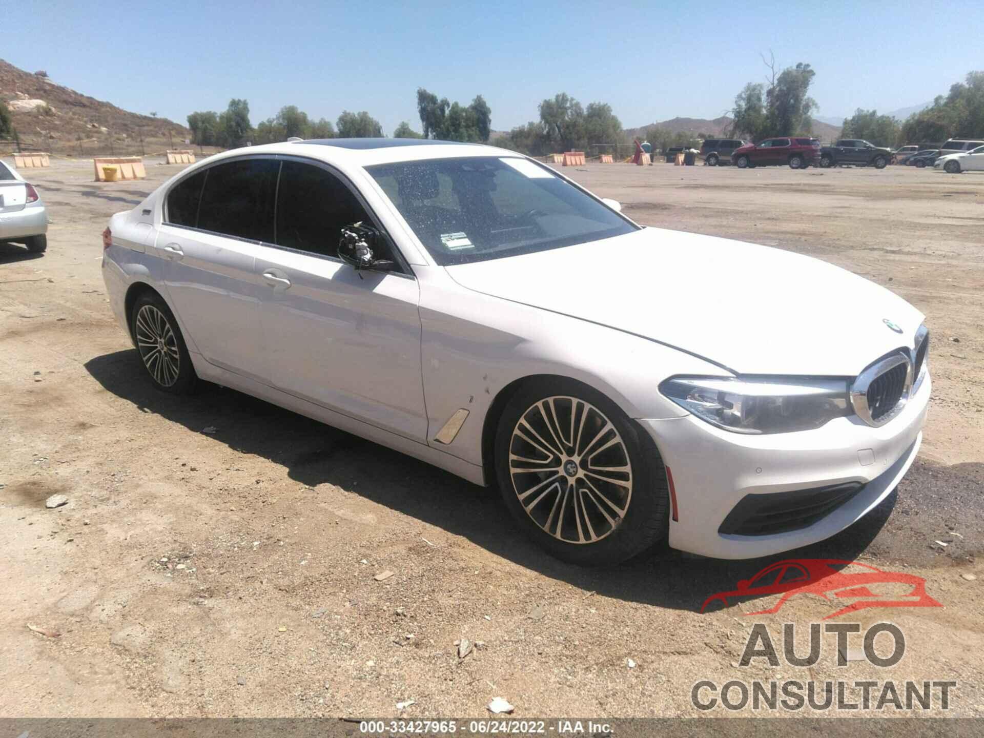 BMW 5 SERIES 2019 - WBAJA9C55KB254899