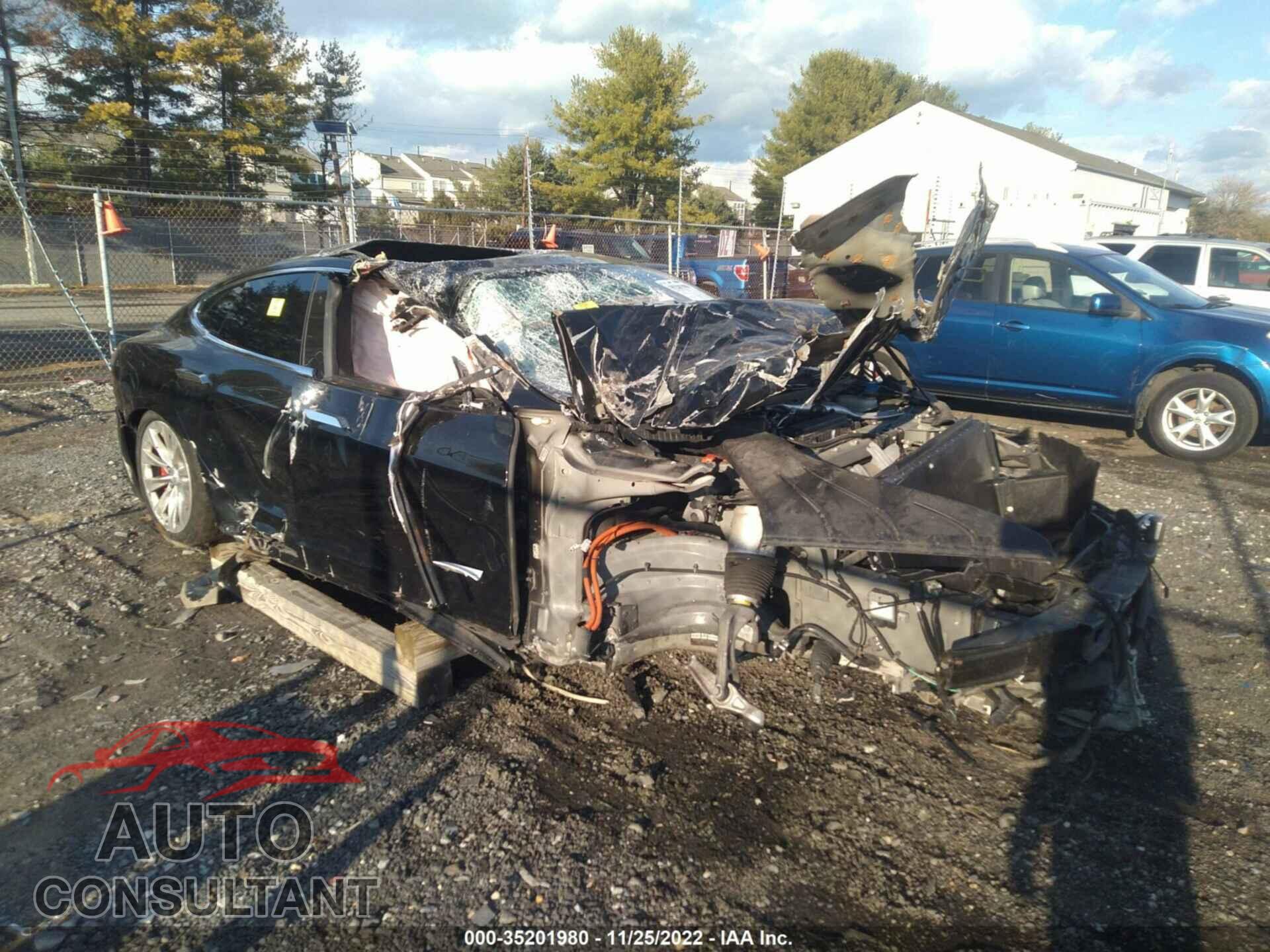 TESLA MODEL S 2017 - 5YJSA1E42HF205243