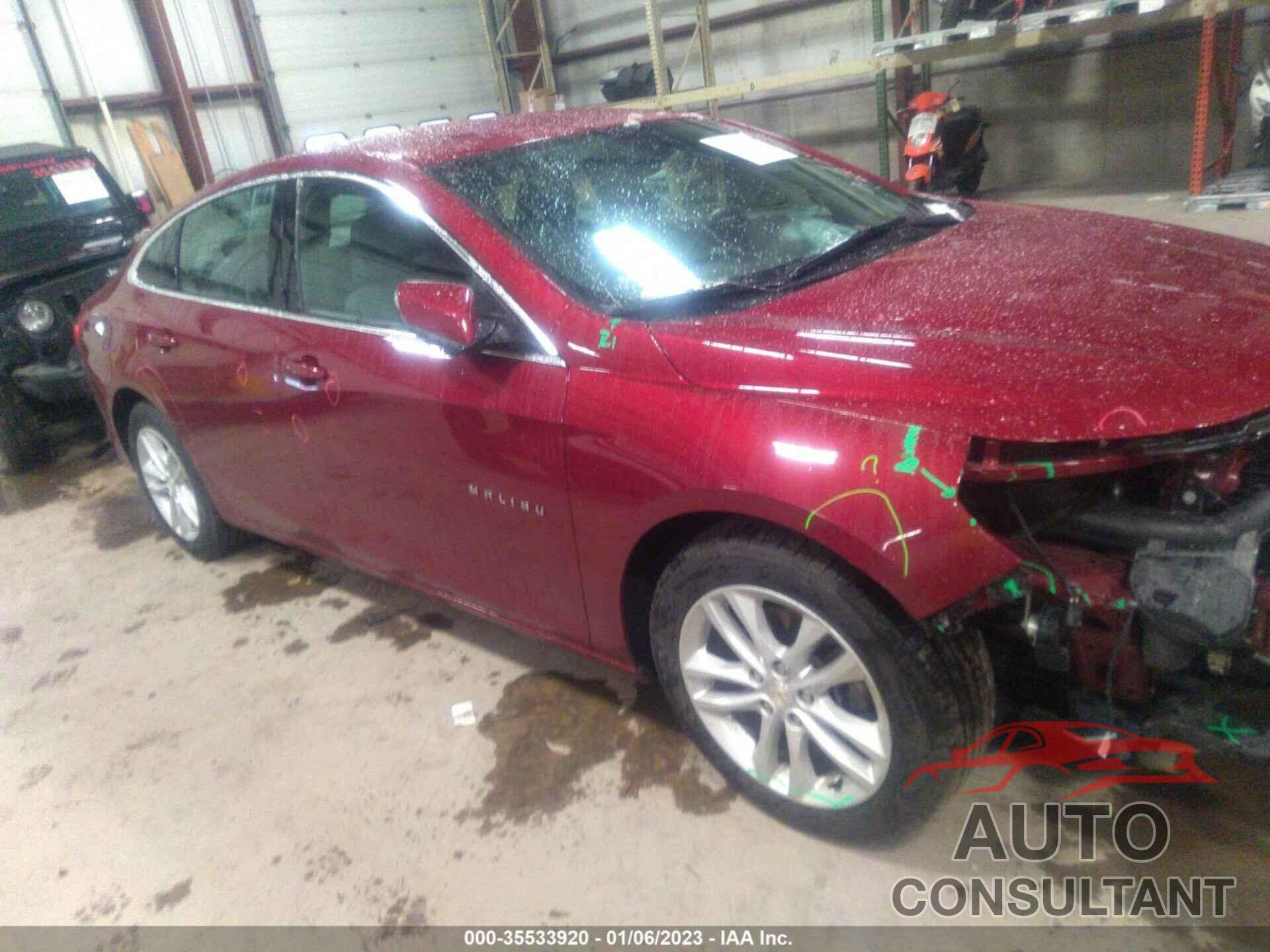 CHEVROLET MALIBU 2017 - 1G1ZE5ST4HF143287