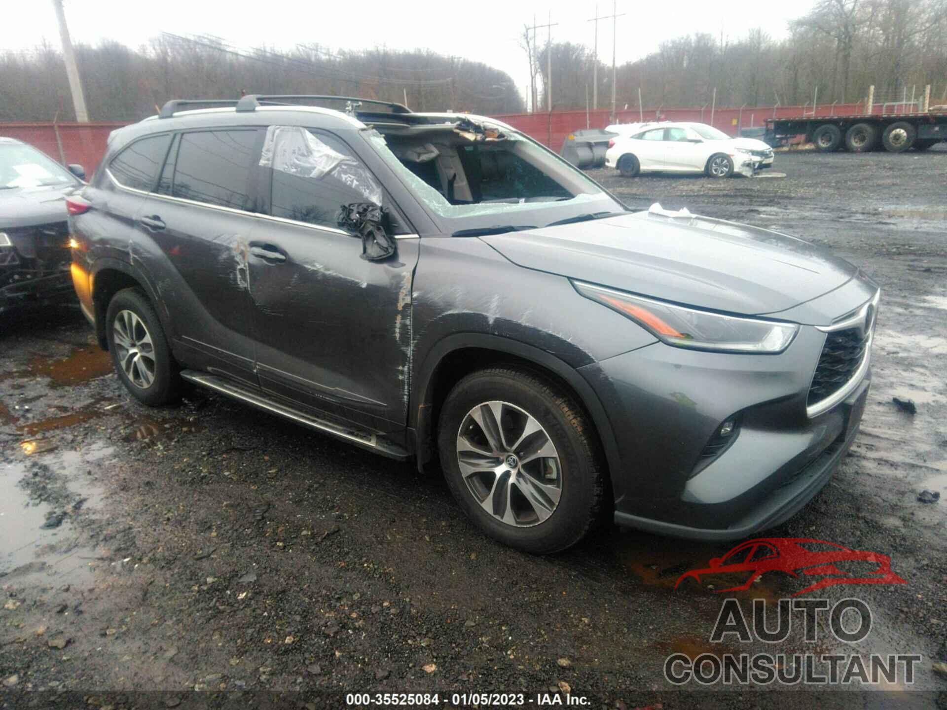 TOYOTA HIGHLANDER 2021 - 5TDHZRBH9MS551773