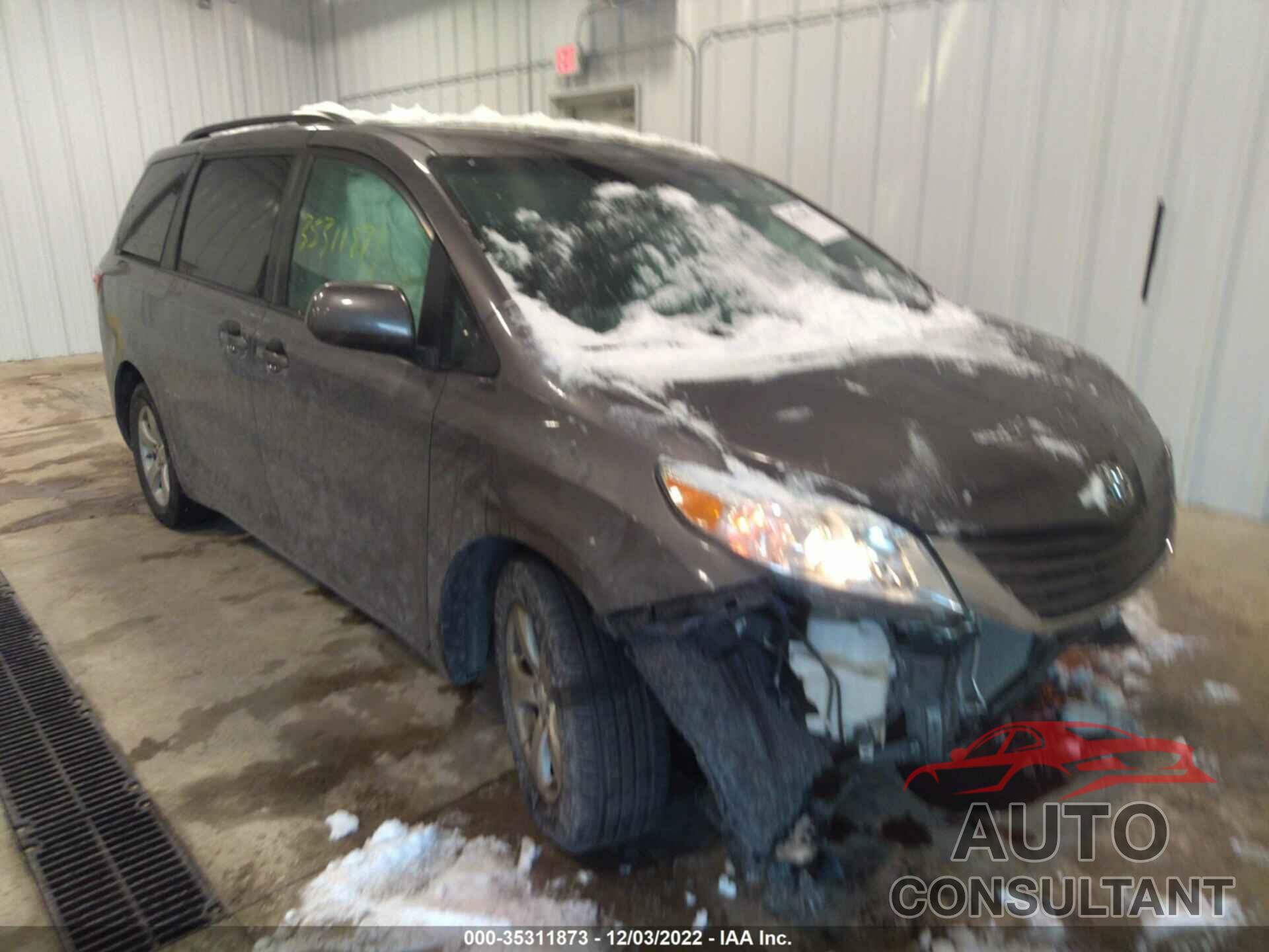 TOYOTA SIENNA 2017 - 5TDKZ3DC8HS872696