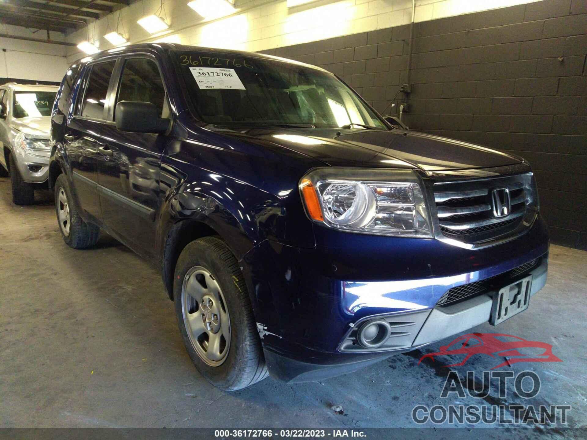 HONDA PILOT 2015 - 5FNYF4H21FB013607