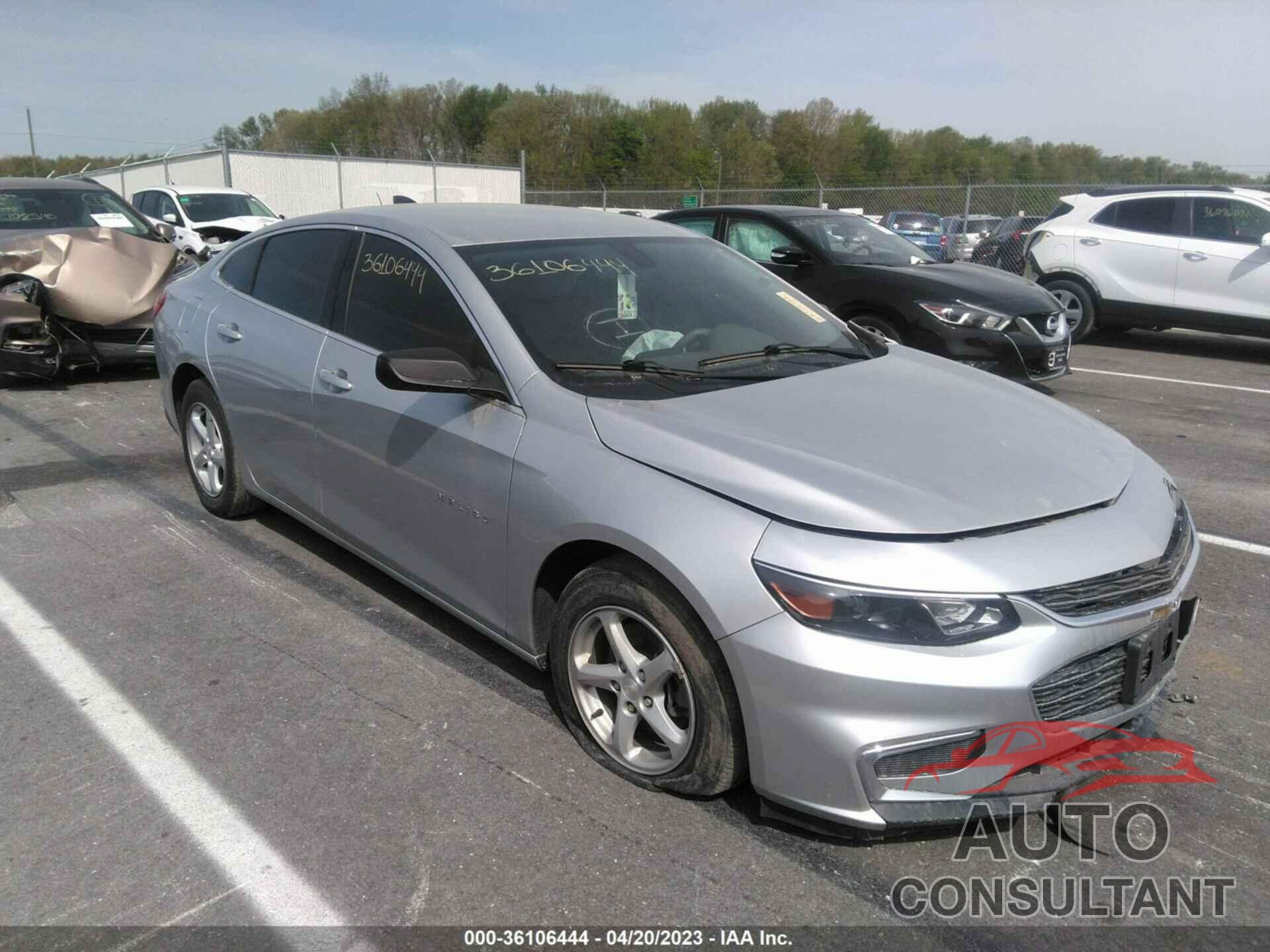 CHEVROLET MALIBU 2018 - 1G1ZB5ST5JF270502