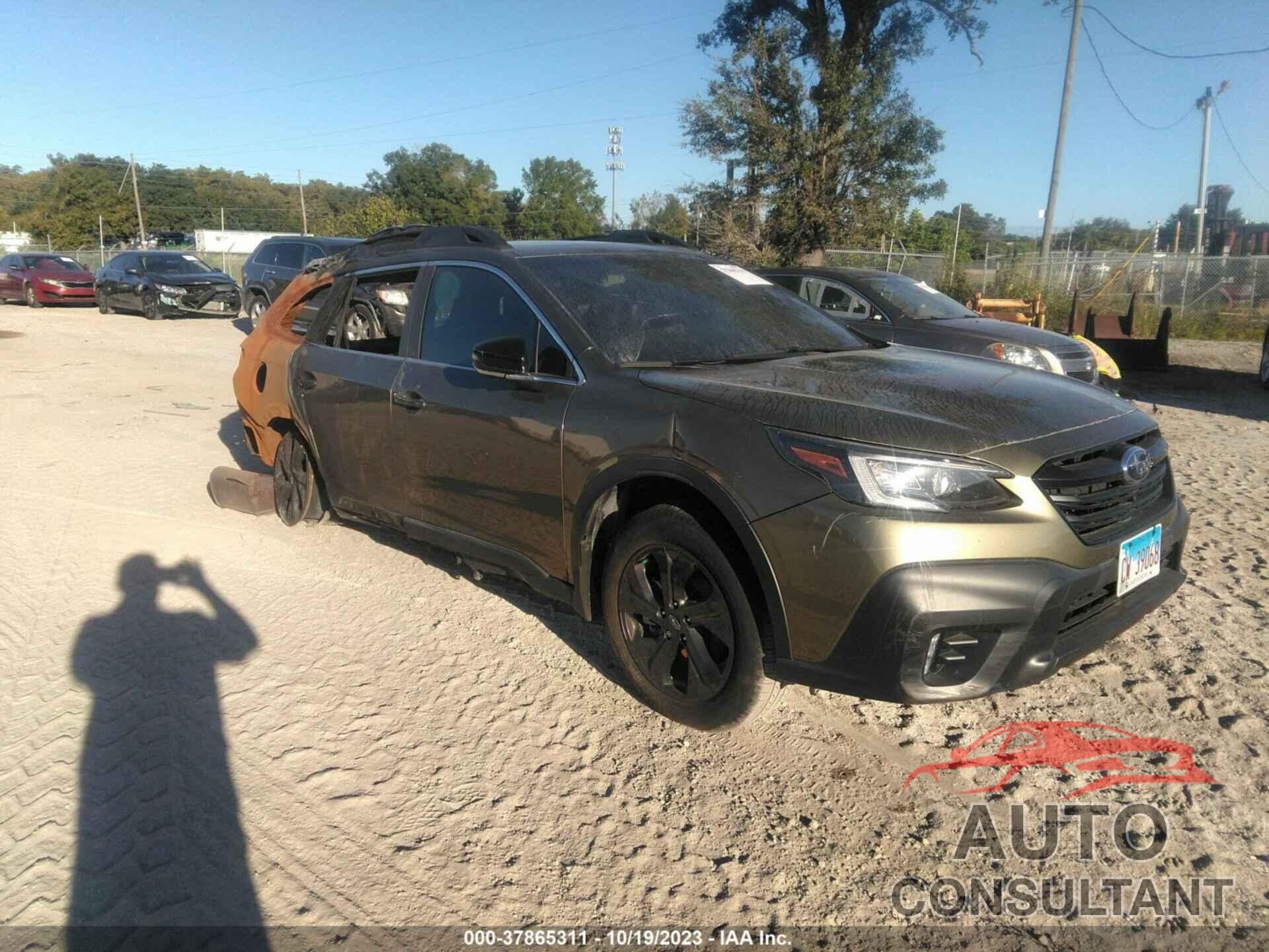 SUBARU OUTBACK 2021 - 4S4BTGLD4M3219230