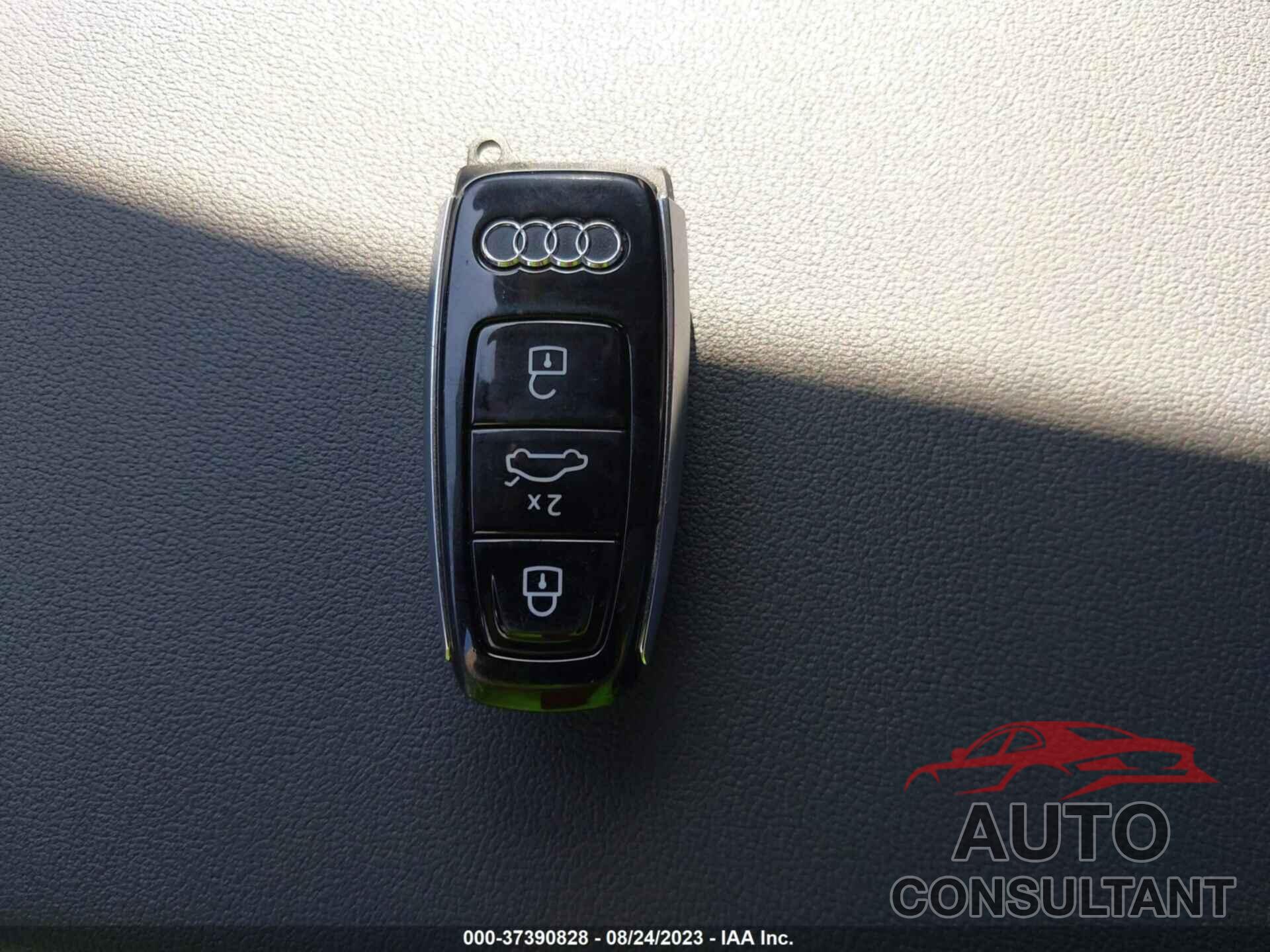 AUDI E-TRON 2021 - WA1AAAGE2MB028976