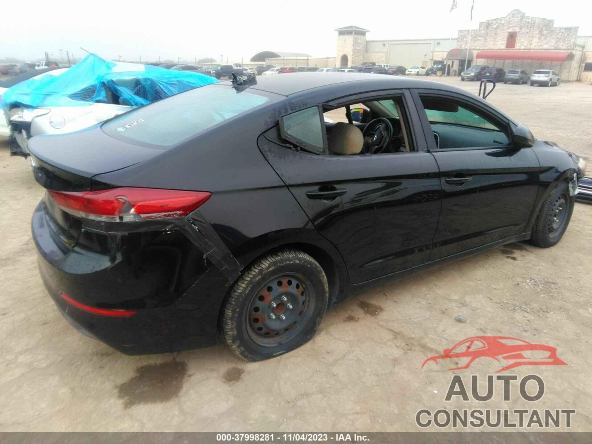 HYUNDAI ELANTRA 2017 - KMHD74LF0HU116366