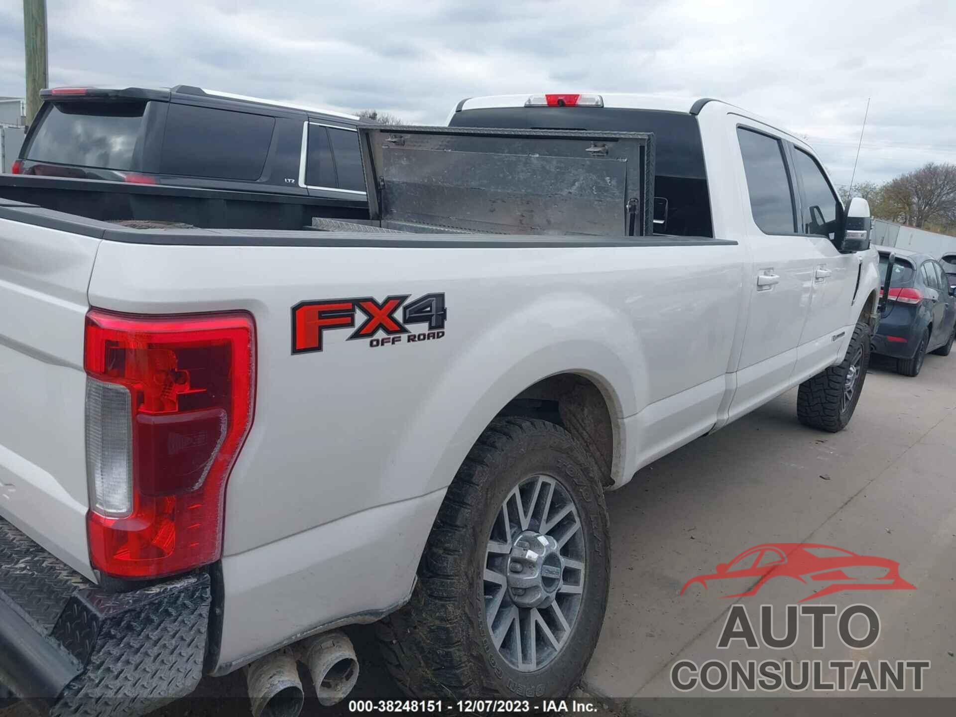 FORD F-350 2019 - 1FT8W3BT8KEG38870